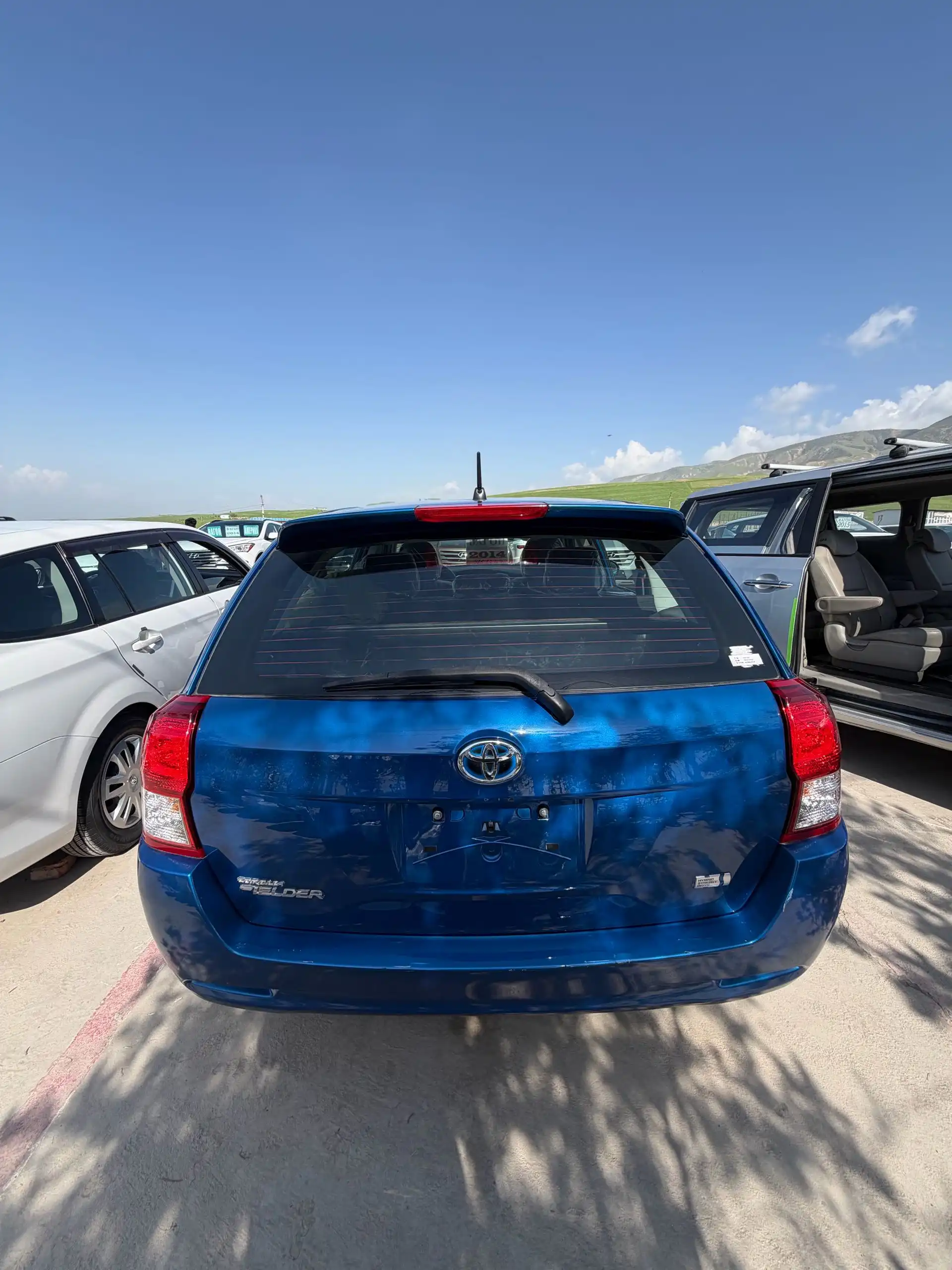 Toyota Fielder 2014