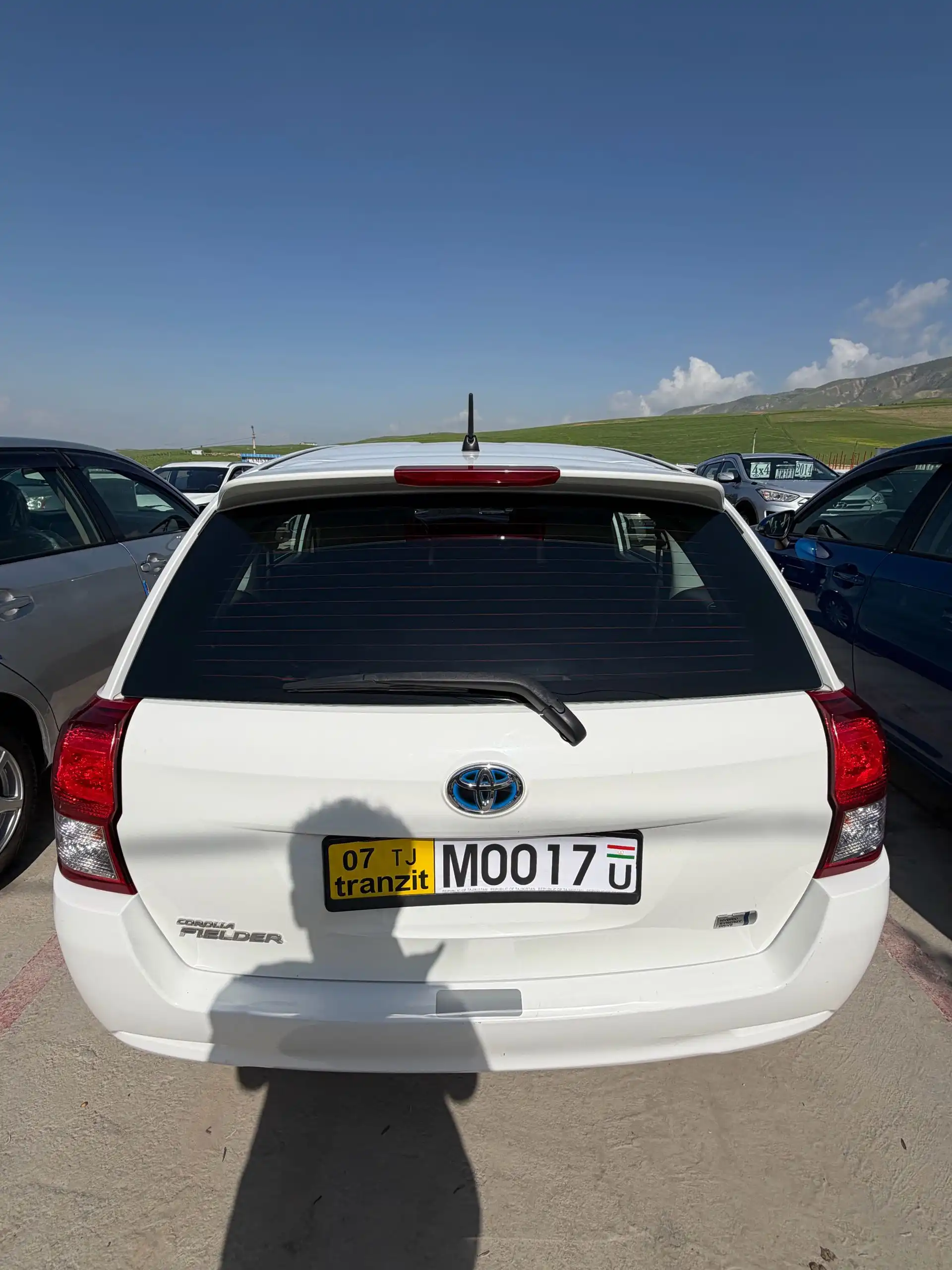Toyota Fielder 2015