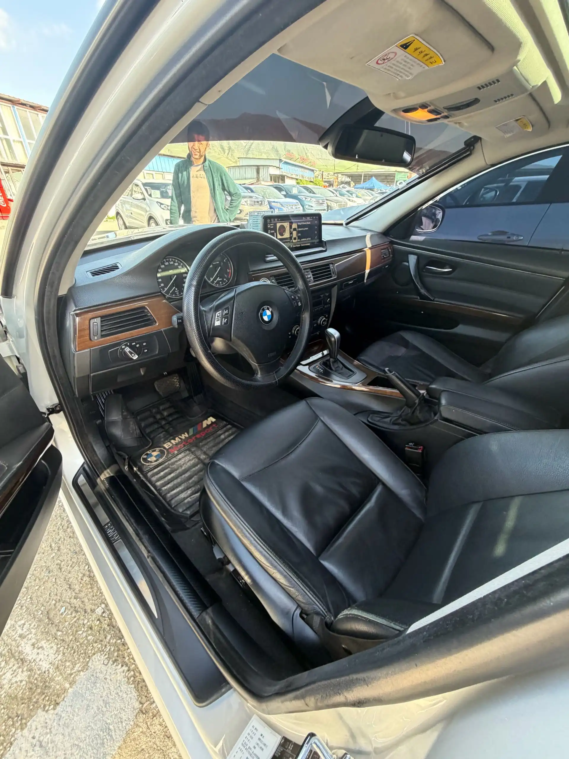 BMW 3 series 2009