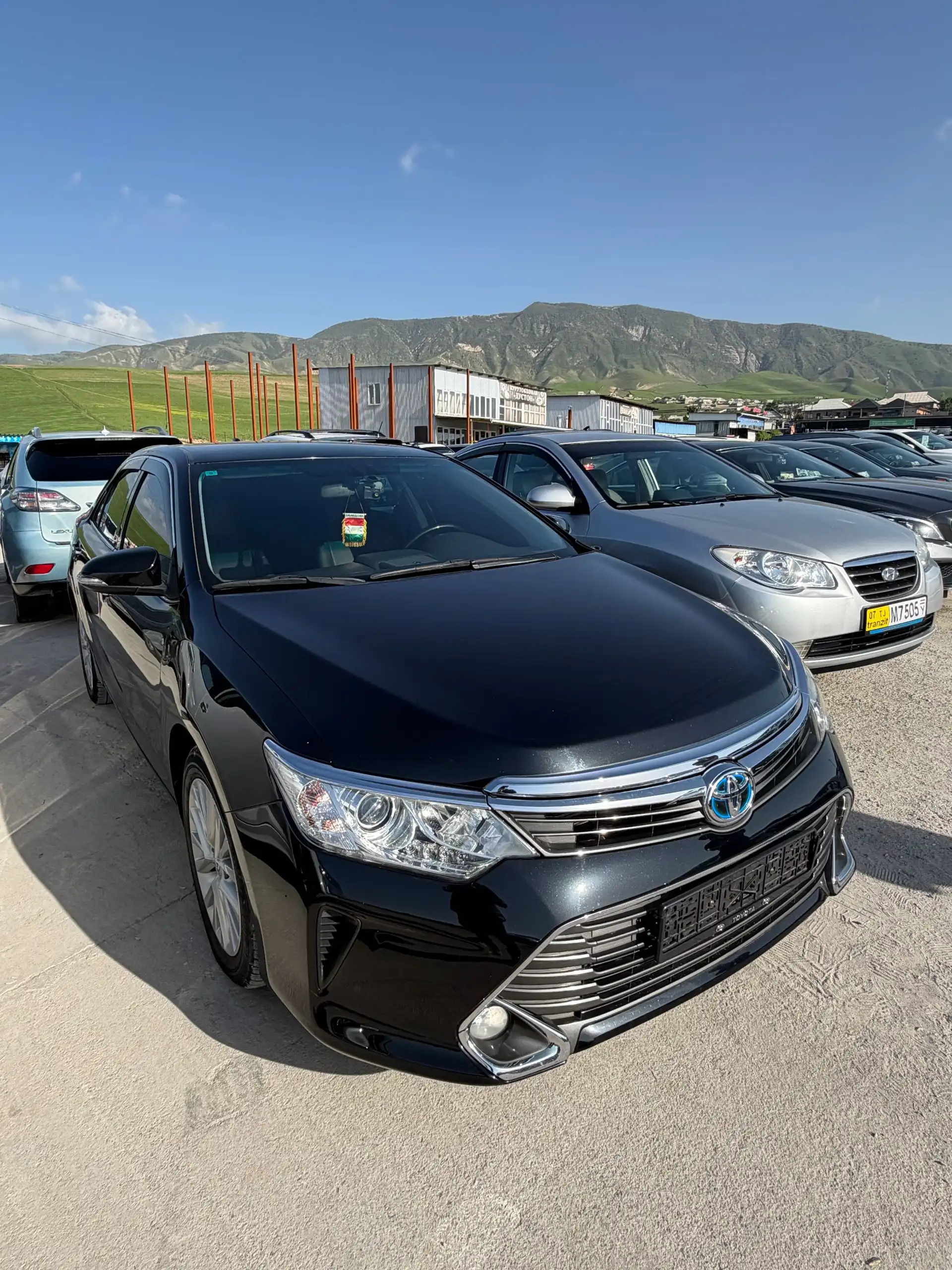 Toyota Camry 2015 — фото 2