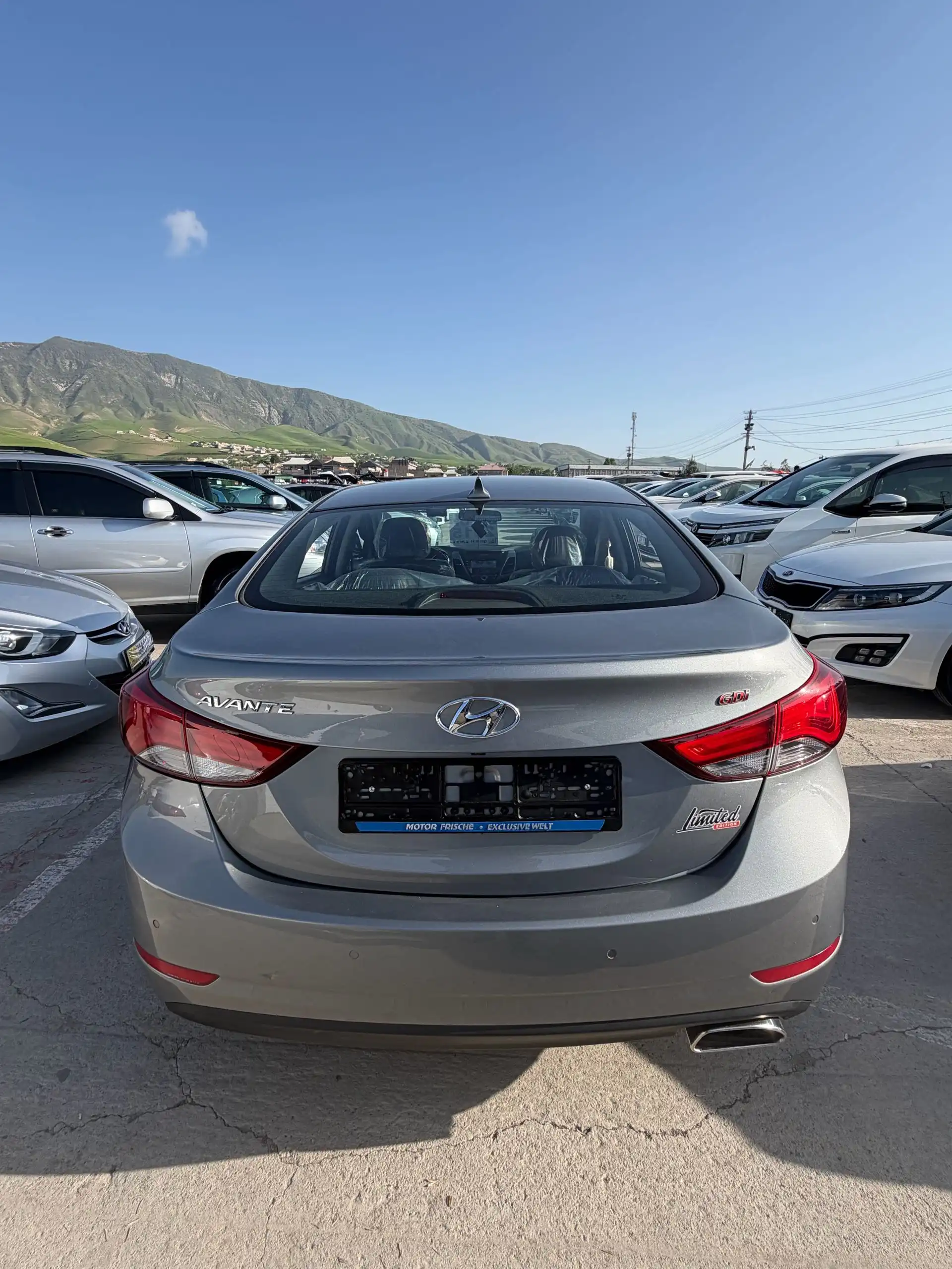 Hyundai Avante 2015