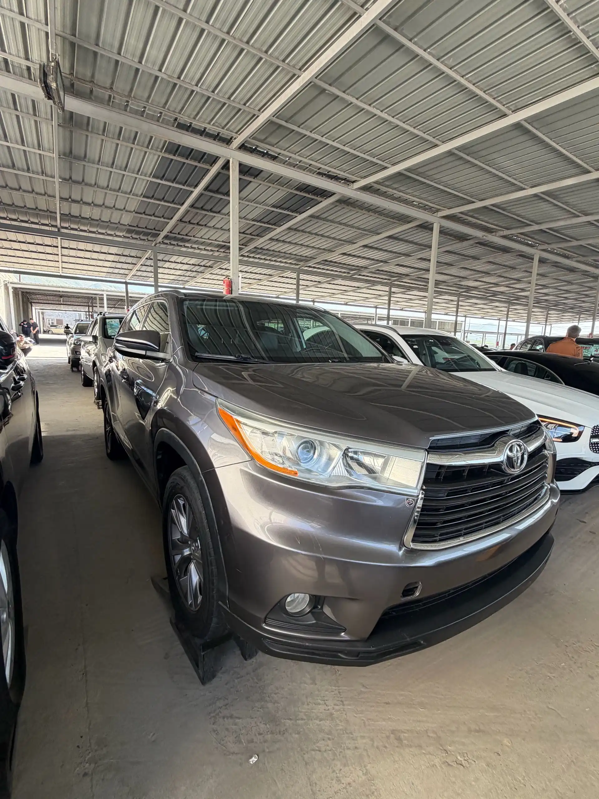 Toyota Kluger 2015