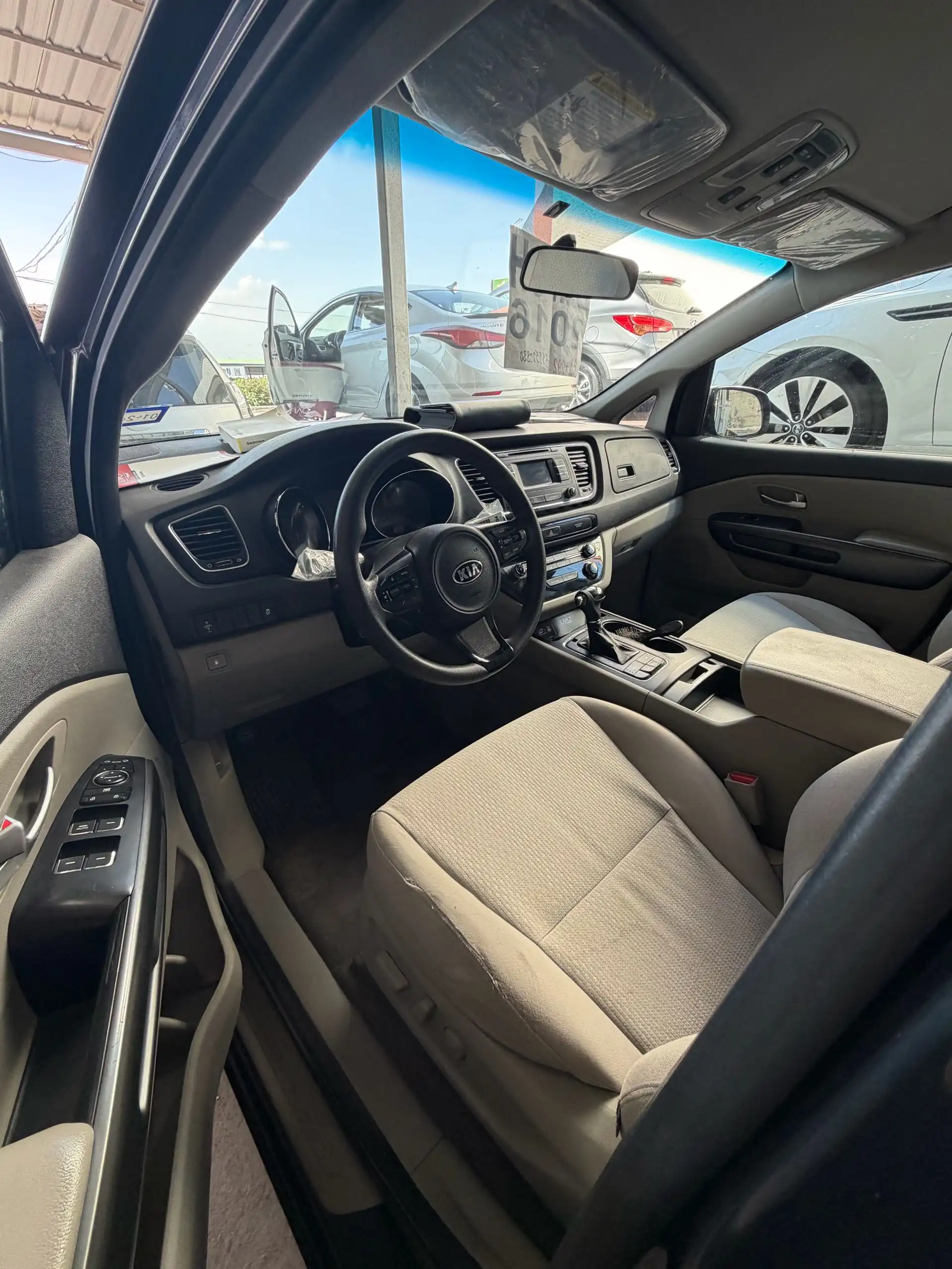 Kia Carnival 2016