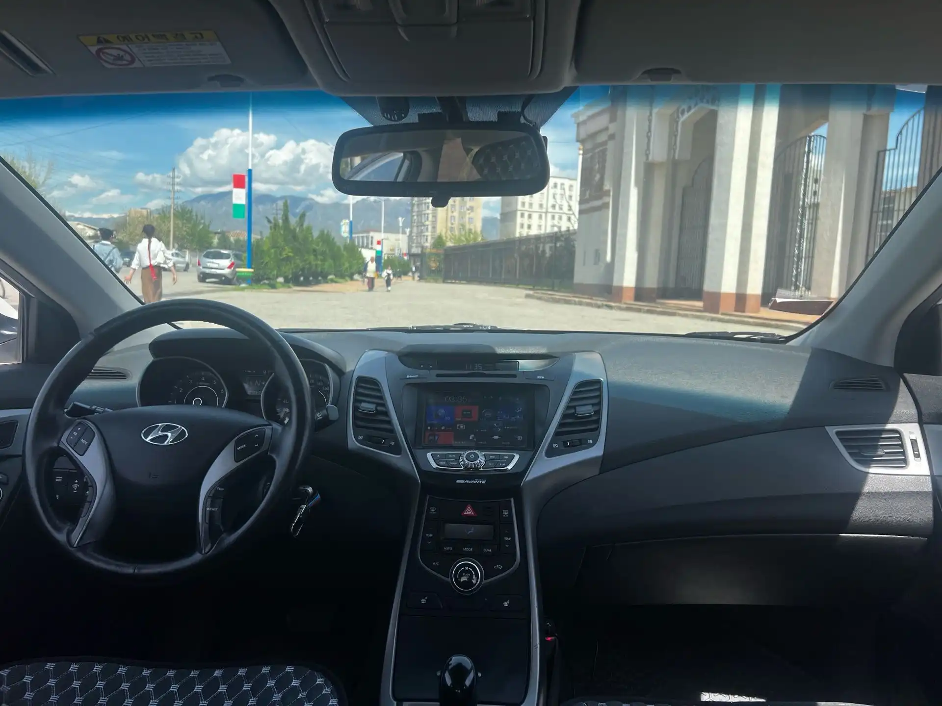 Hyundai Avante 2014