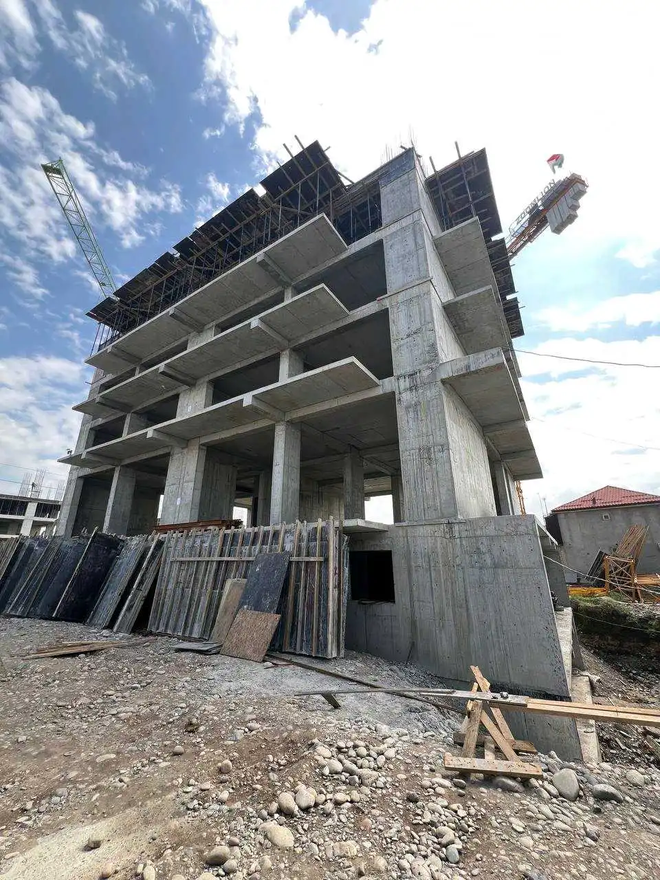2-к квартира, 2 этаж, 61 м², павароти лелинград