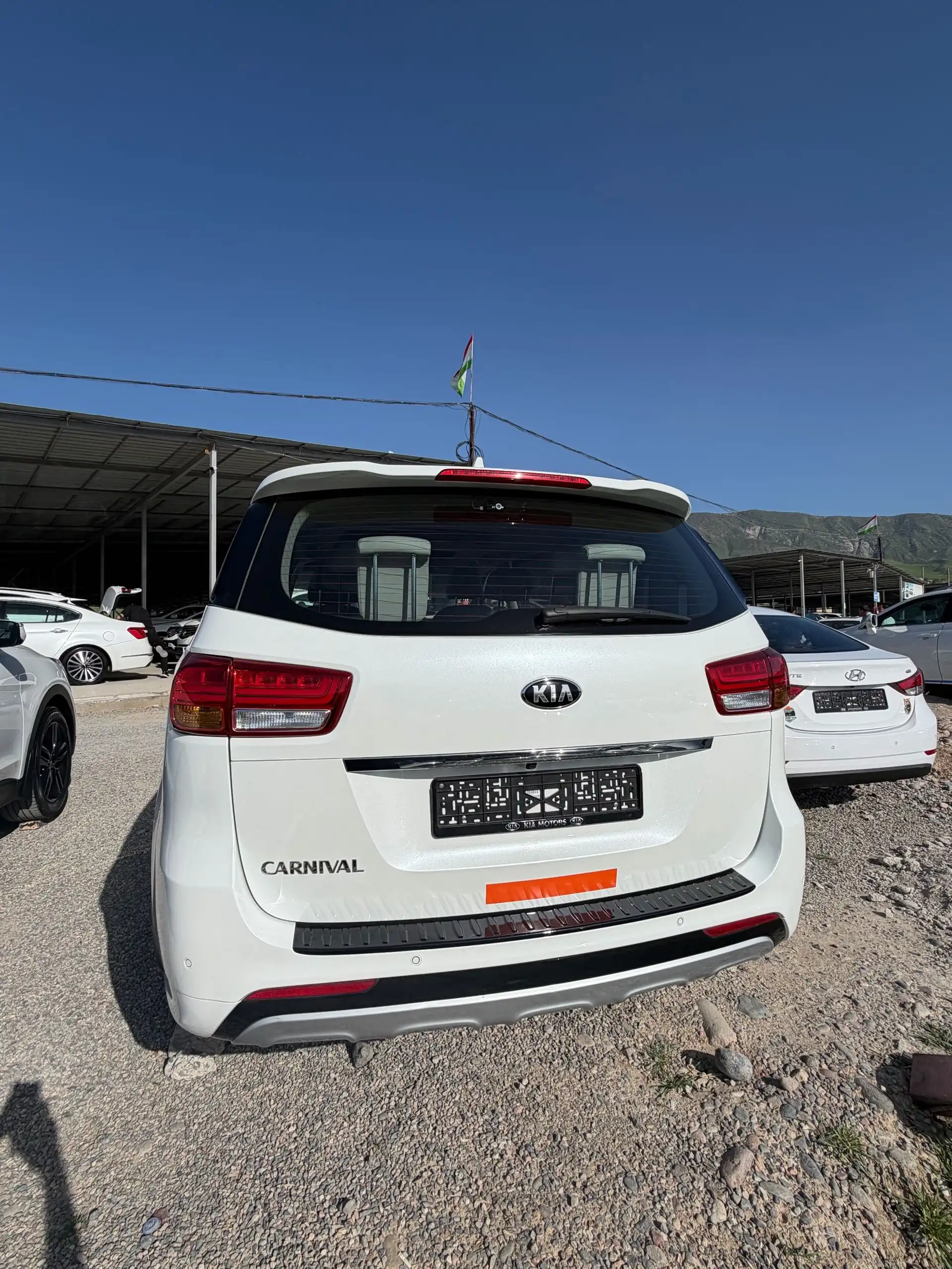 Kia Carnival 2015