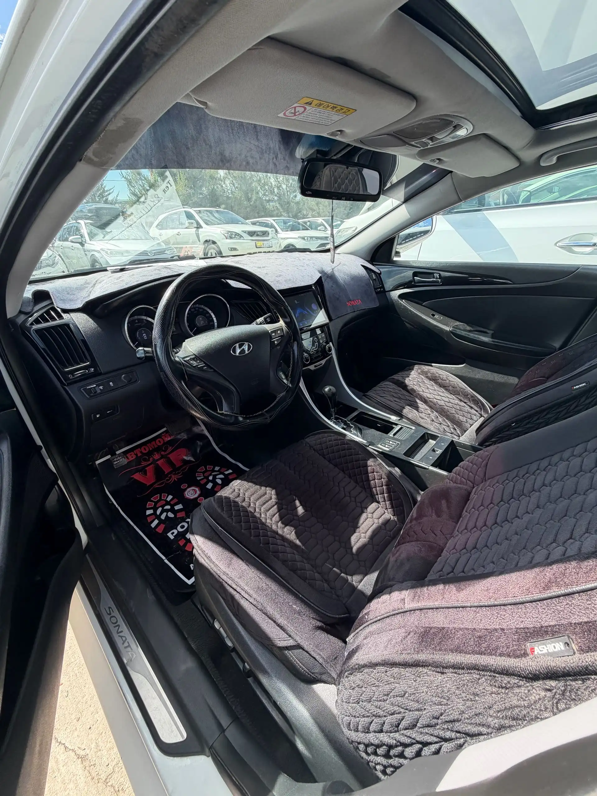 Hyundai Sonata 2010