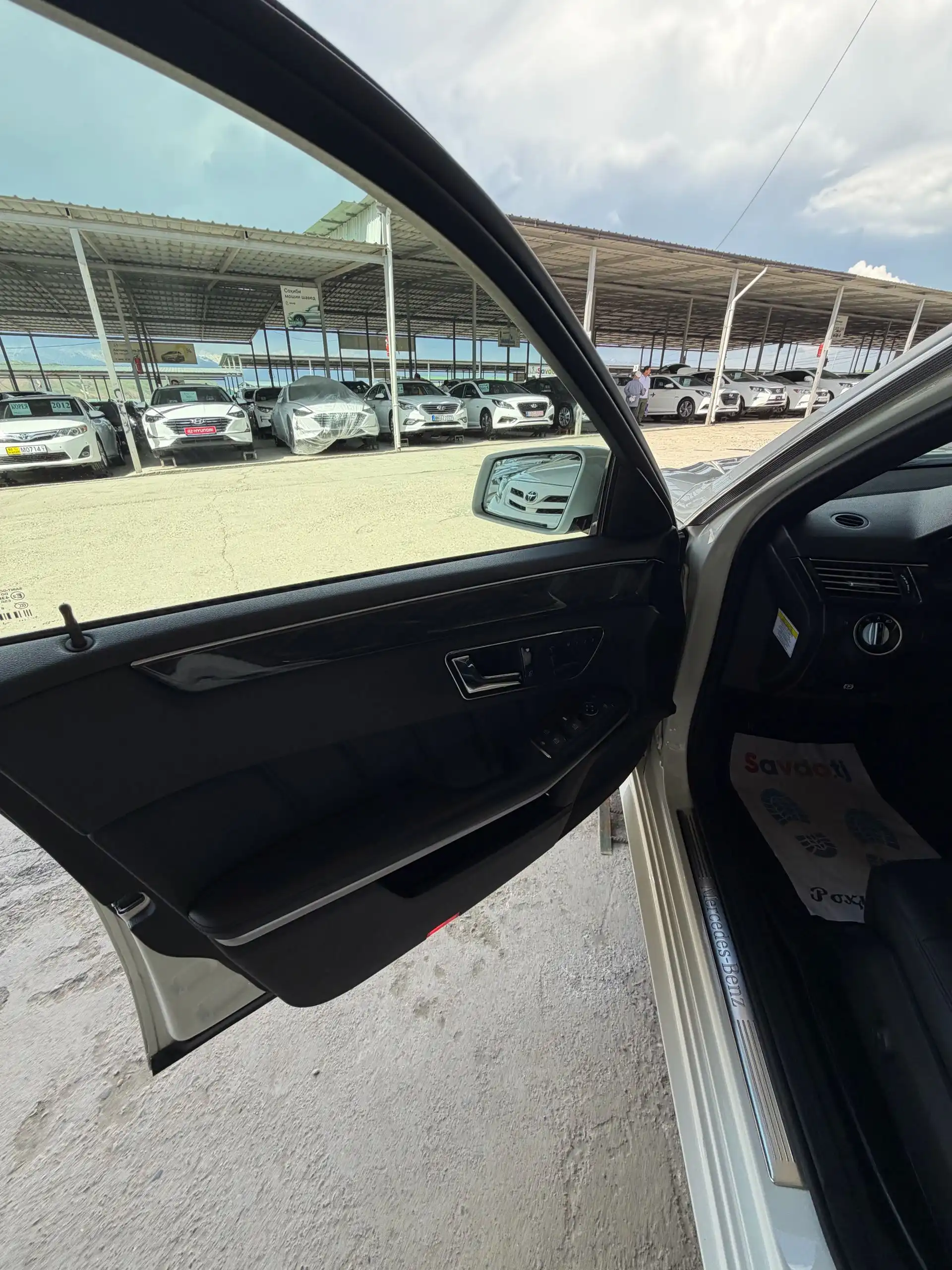 Mercedes-benz E class 2012