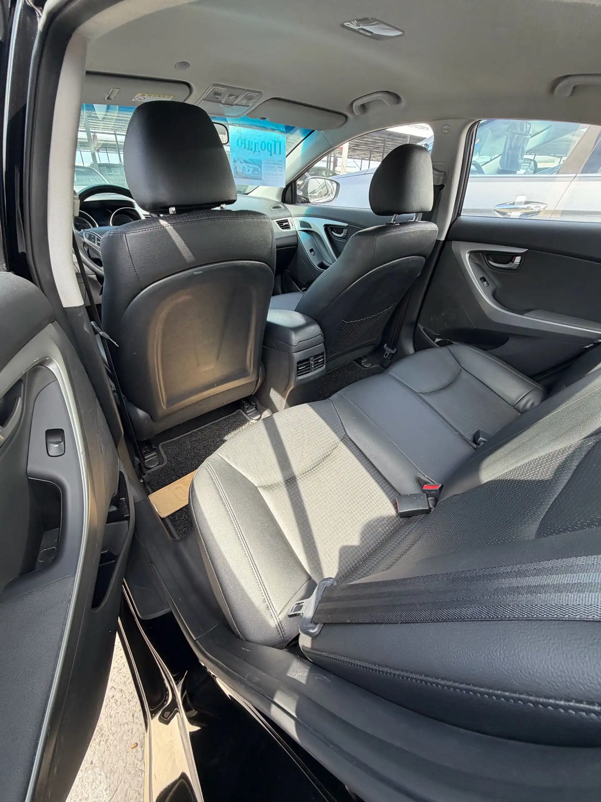 Hyundai Avante 2014