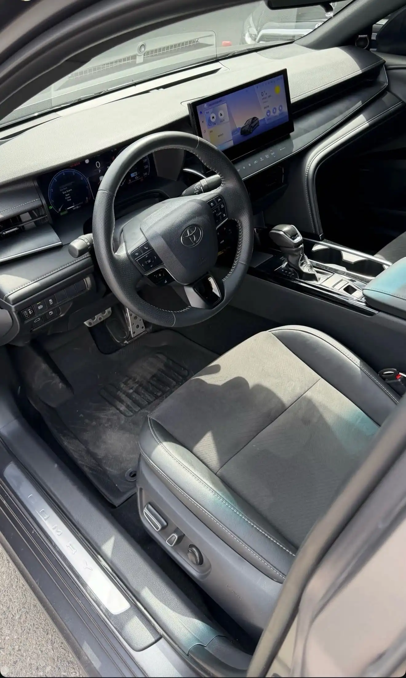 Toyota Camry 2025 — фото 5