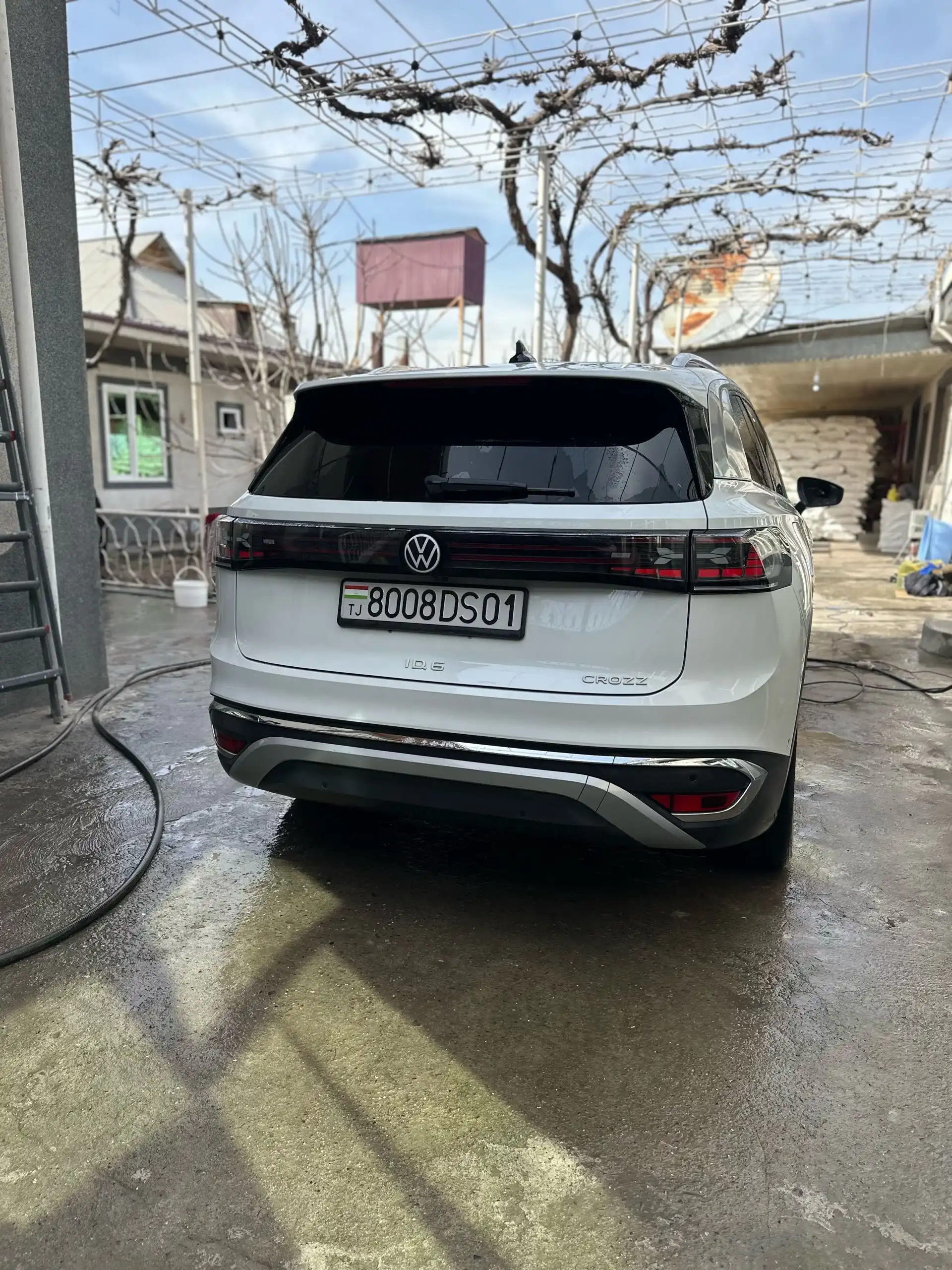 Volkswagen ID.6 2022