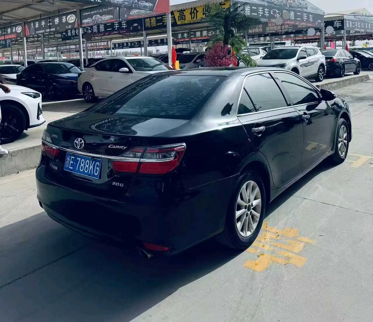 Toyota Camry 2015
