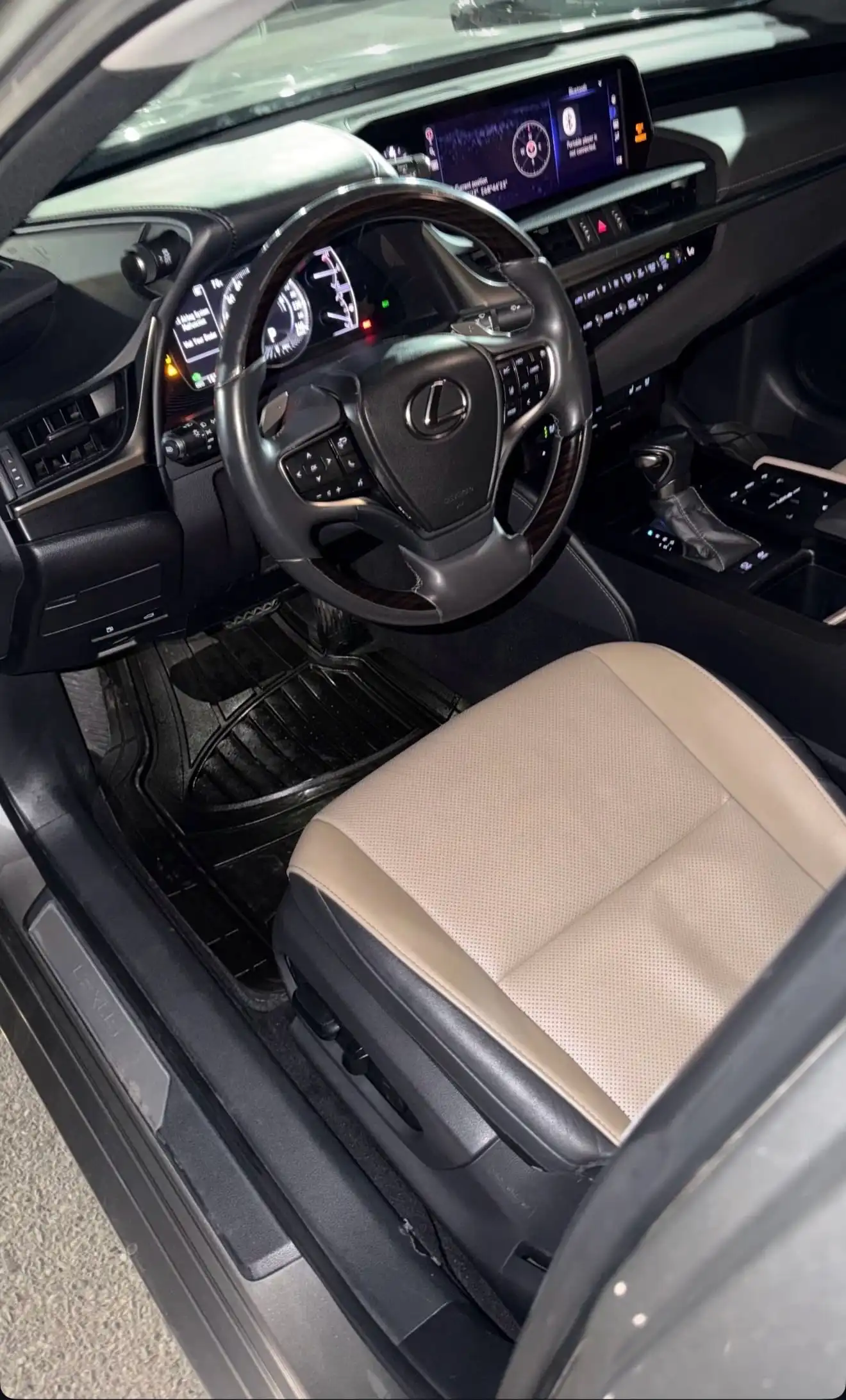 Lexus Es series 2021