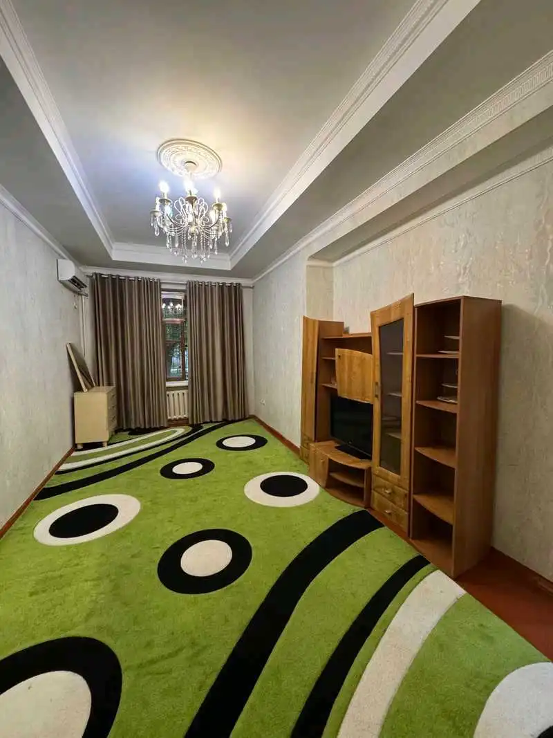 2-к квартира, 1 этаж, 70 м², Ватан