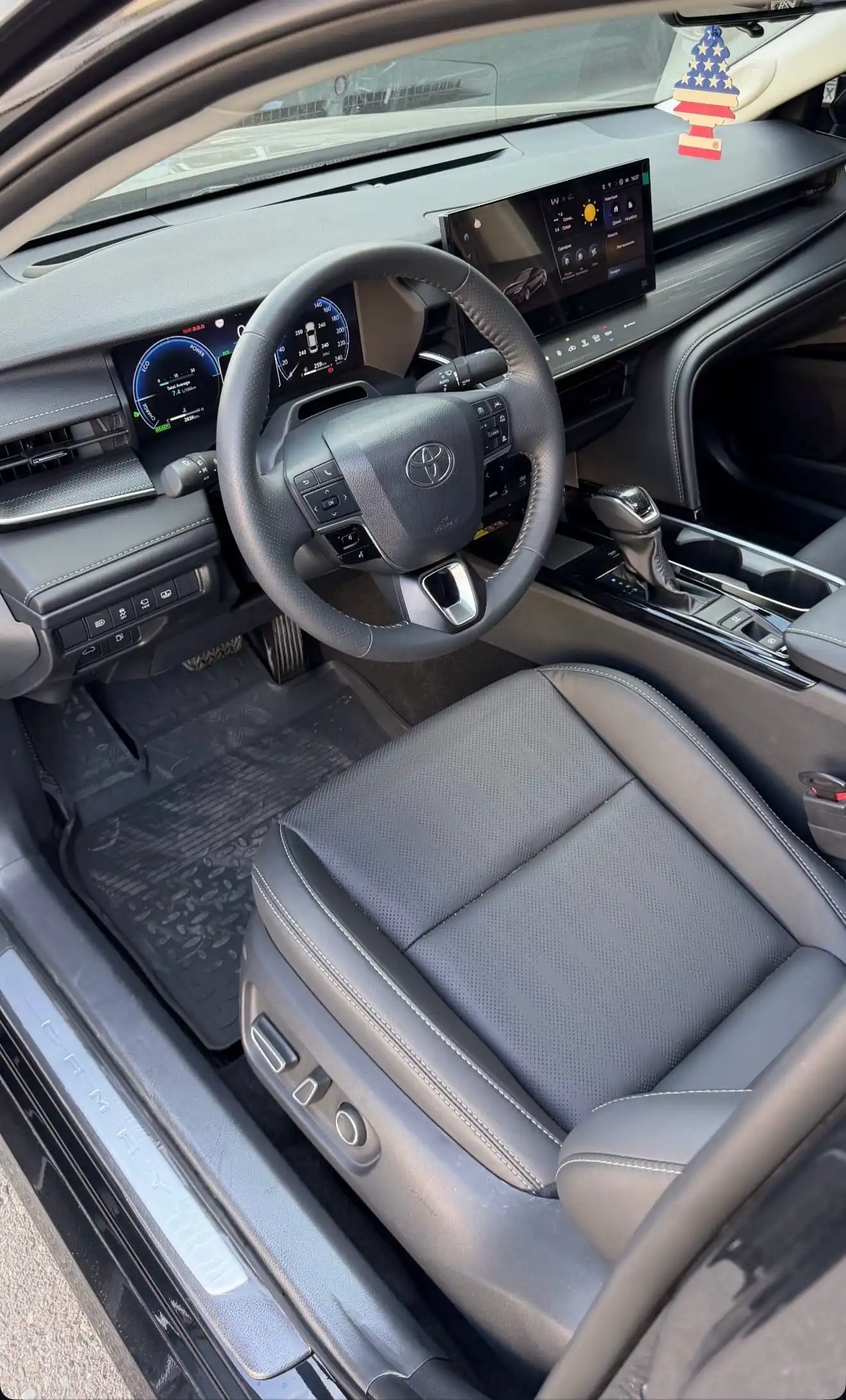 Toyota Camry 2026 — фото 6