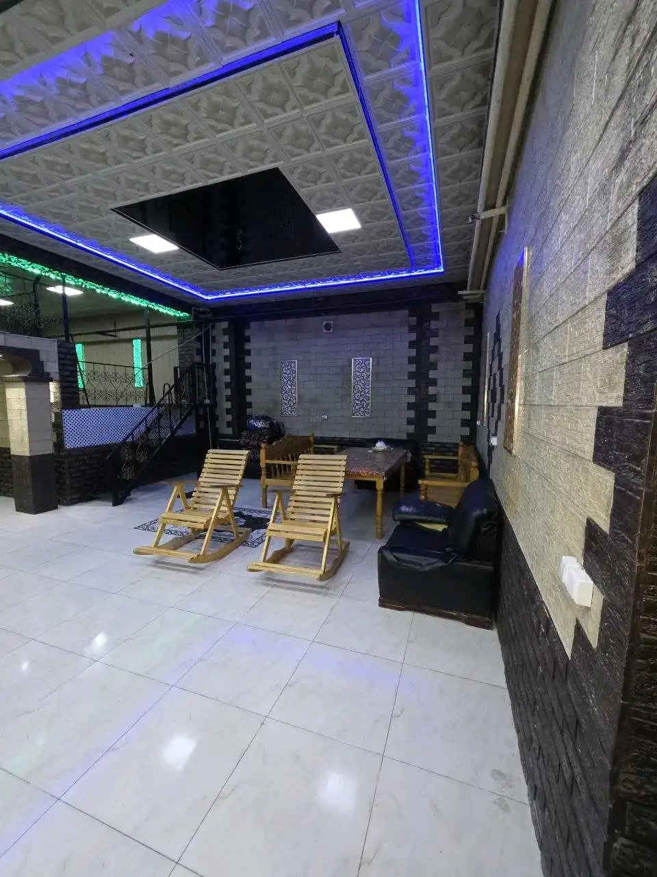3-к квартира, Цокольный этаж, 140 м², Сино