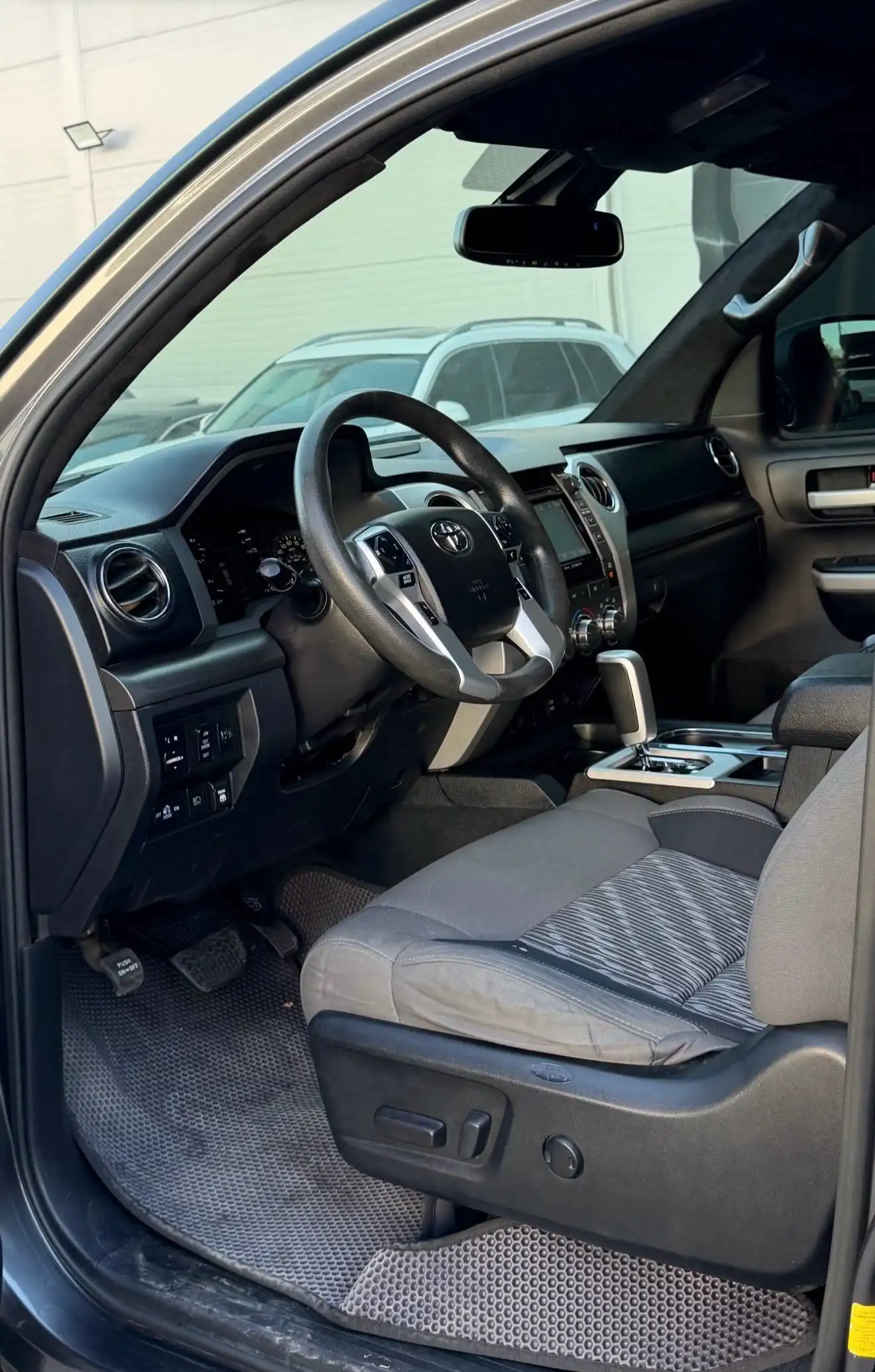 Toyota Tundra 2020