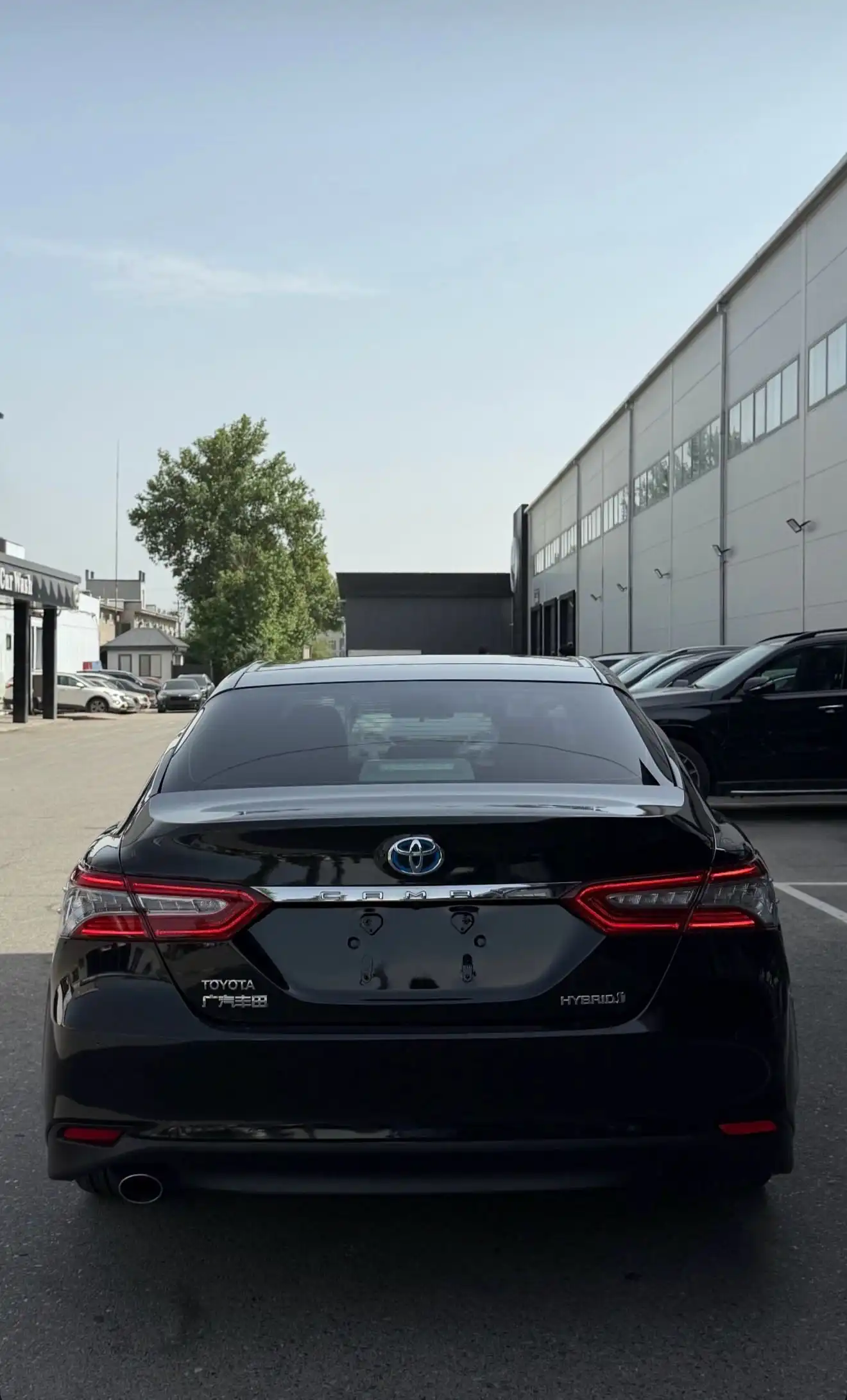 Toyota Camry 2018 — фото 3