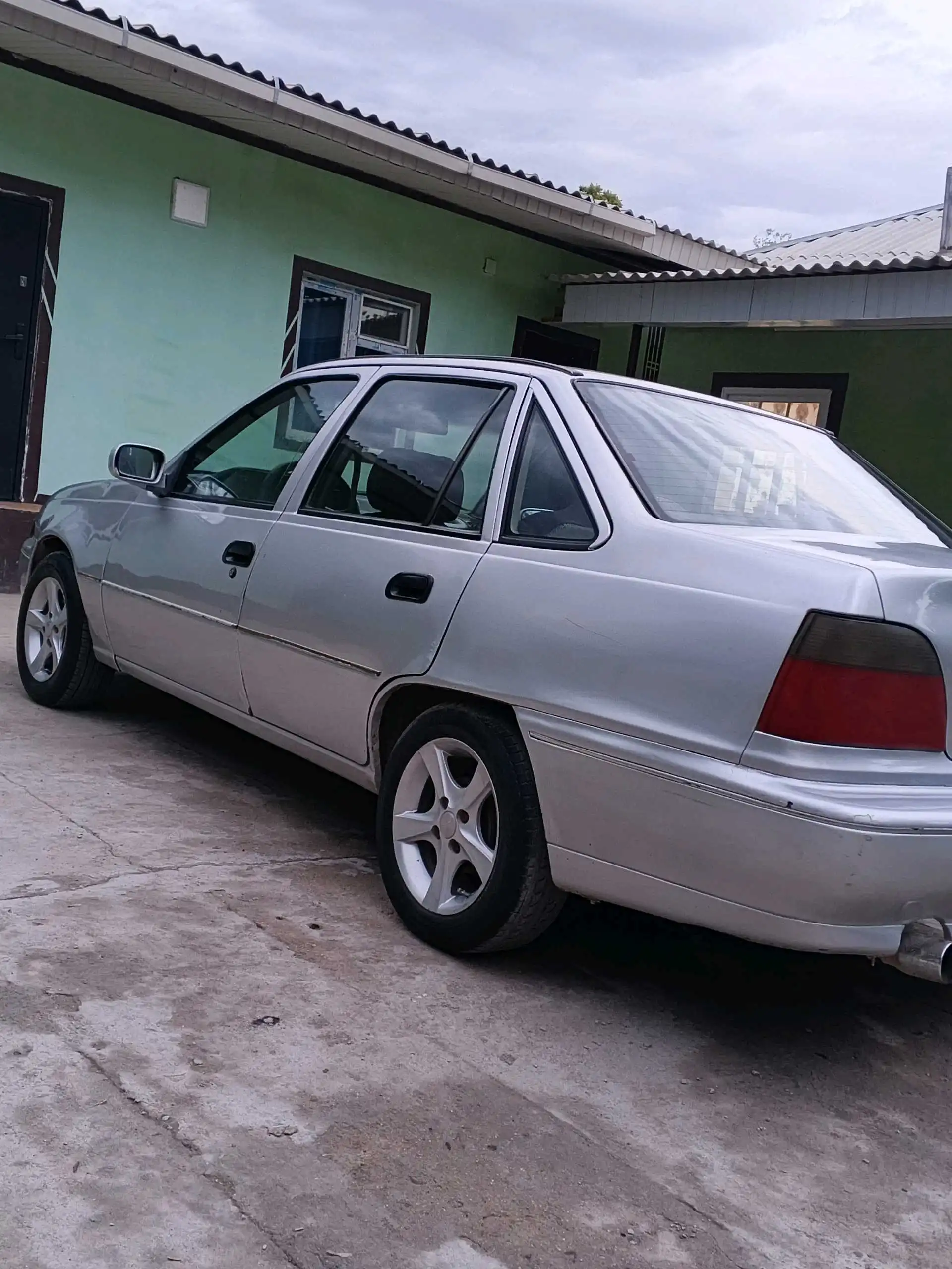 Daewoo Nexia 1996