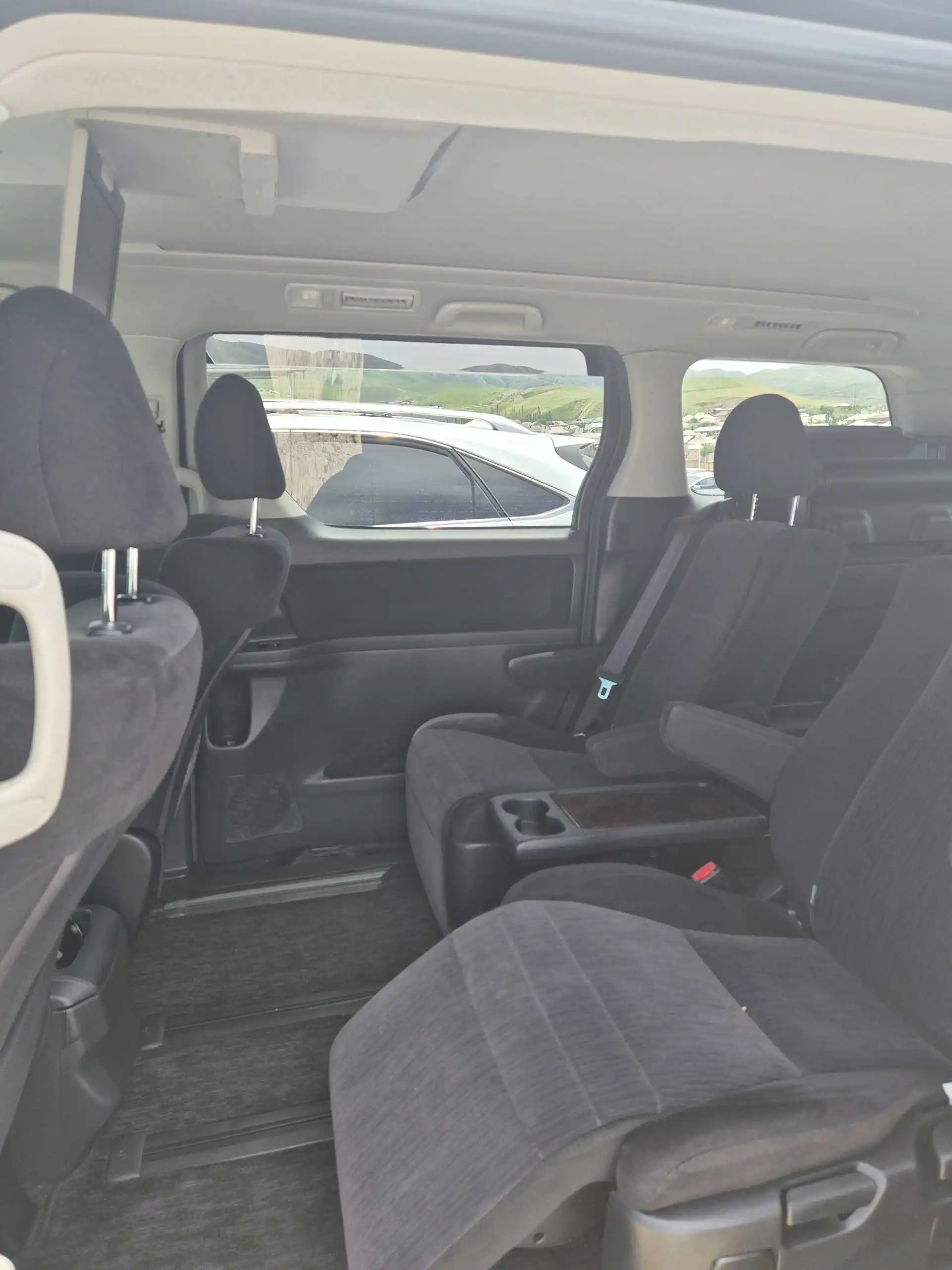 Toyota Vellfire 2014