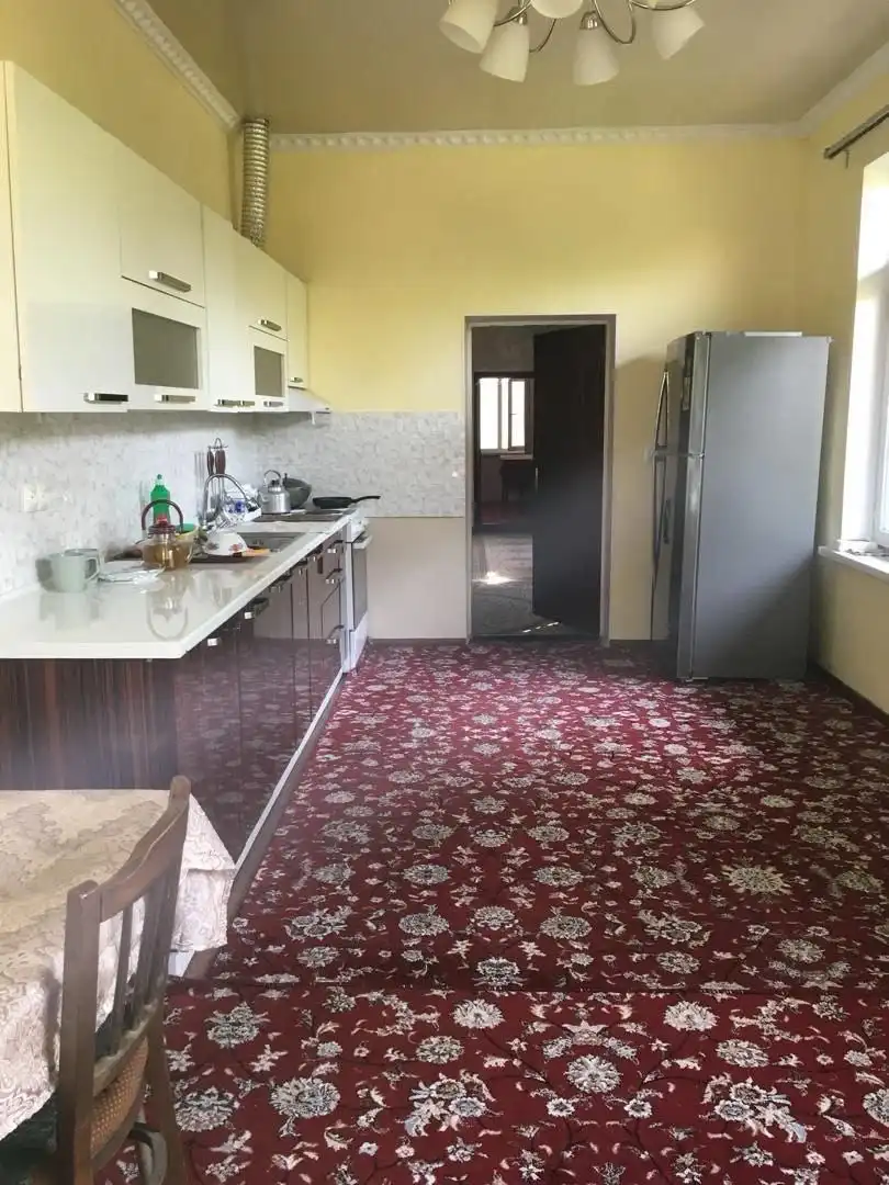 1 этажный, 6-комн. дом, 200 м², 4 соток, Сино