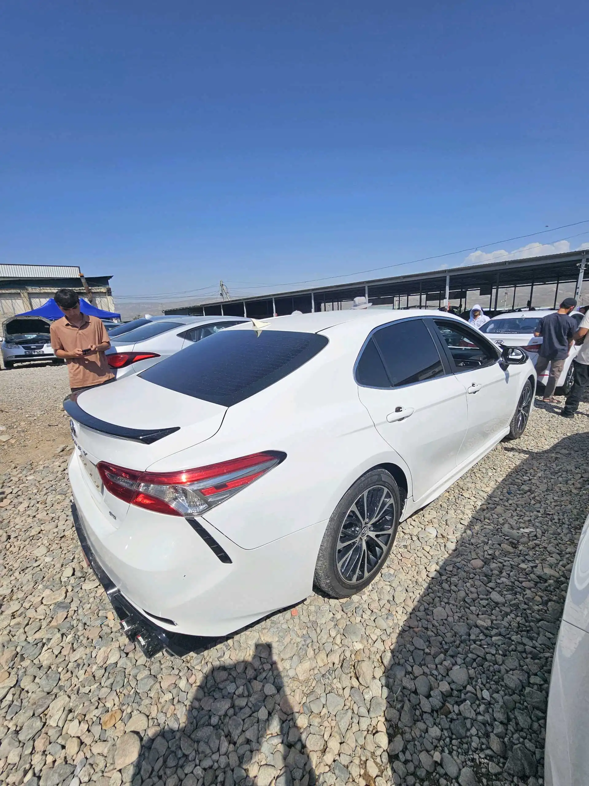 Toyota Camry 2018 — фото 3