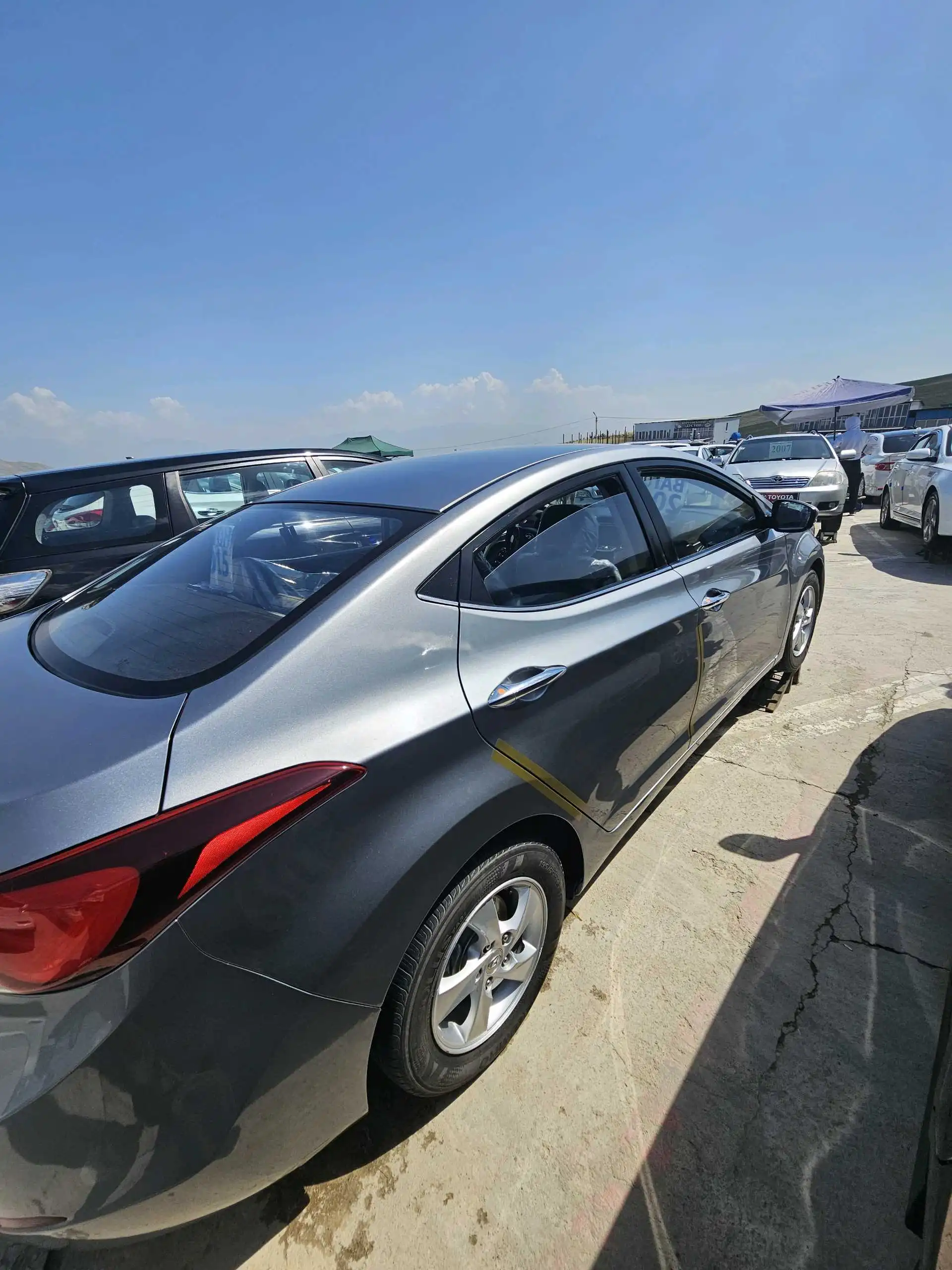 Hyundai Avante 2015 — фото 3