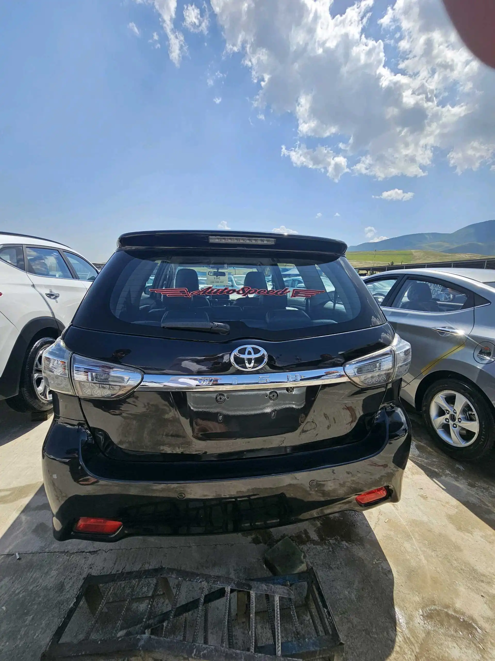 Toyota Wish 2014