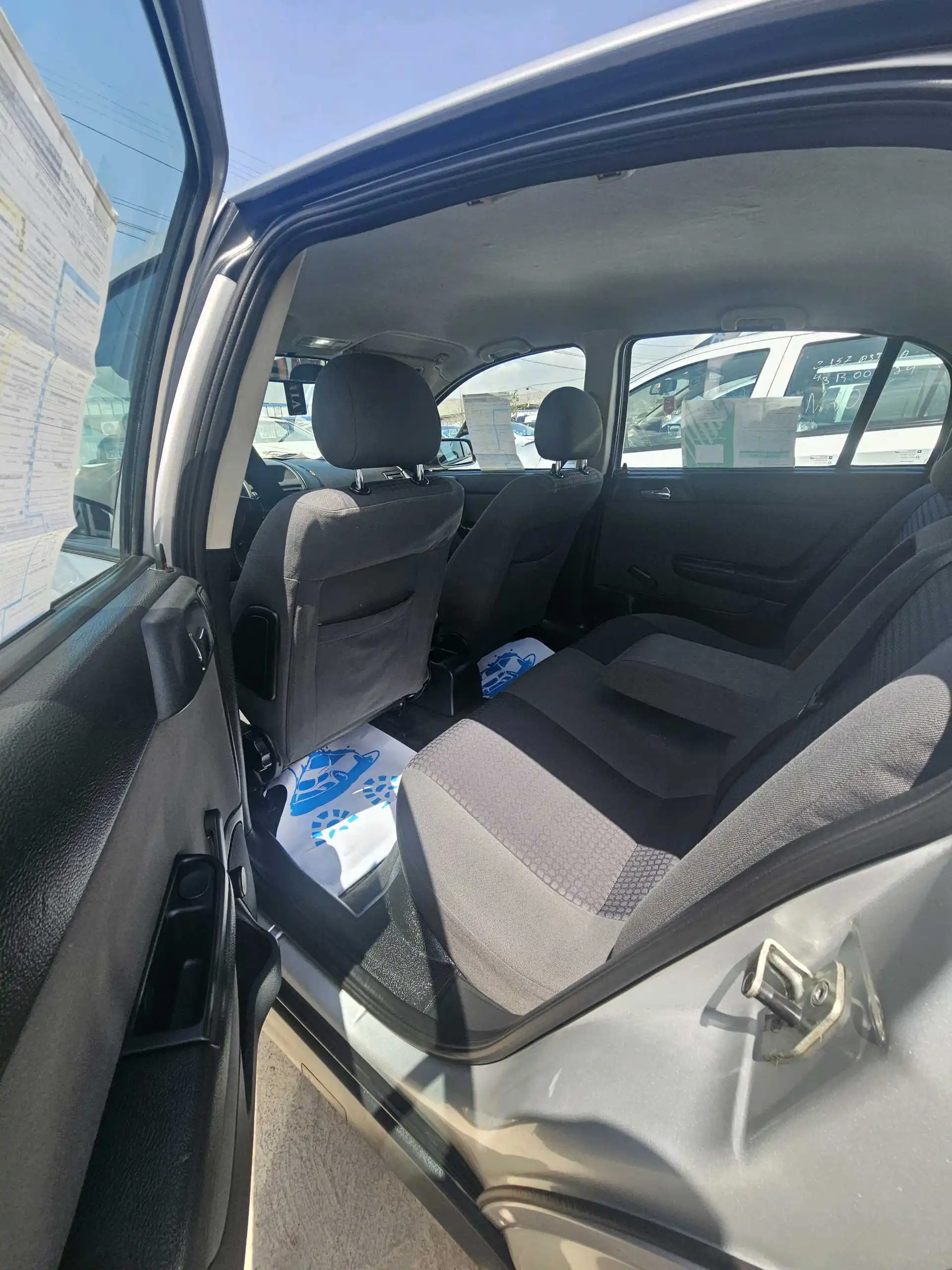 Opel Astra j 2004