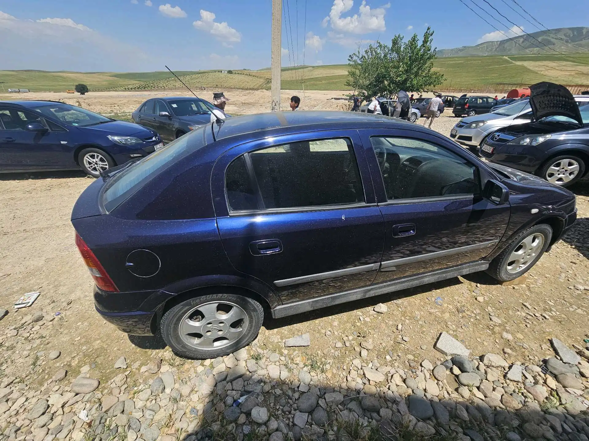 Opel Astra j 1998