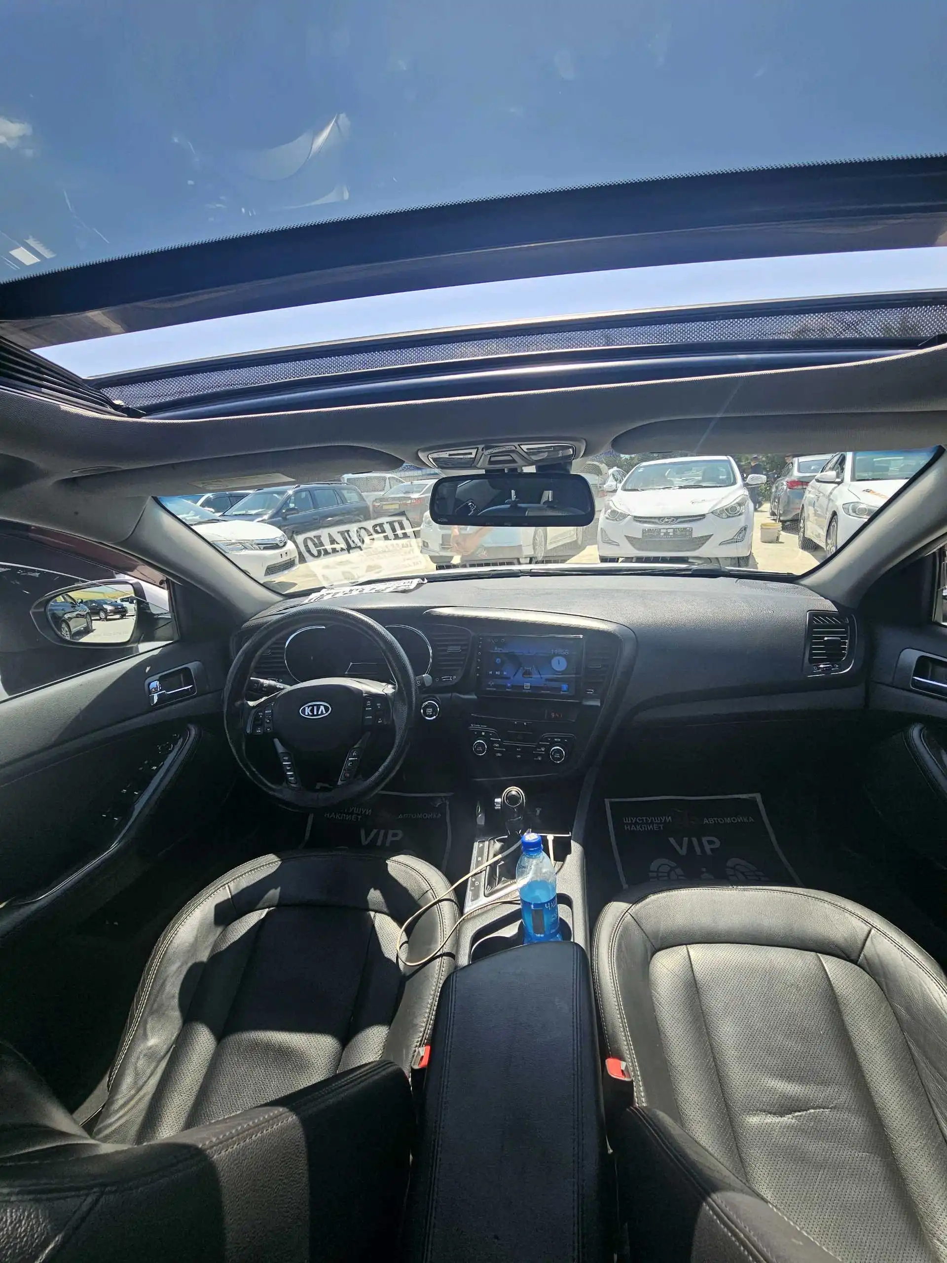 Kia K5 2011