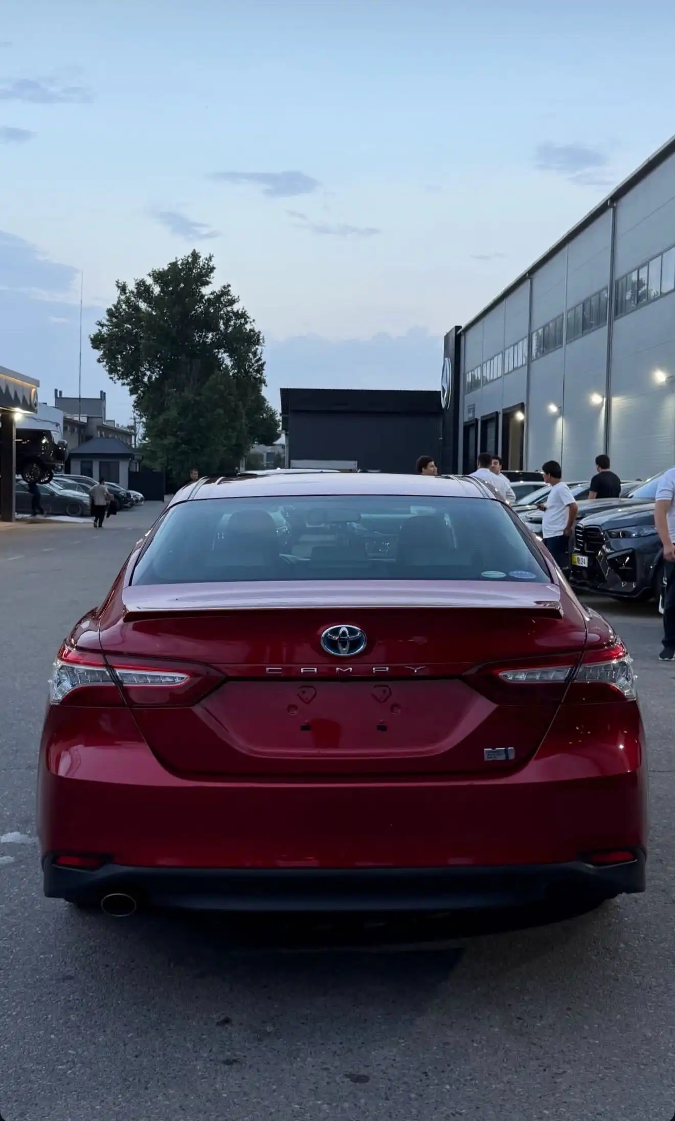 Toyota Camry 2018 — фото 3