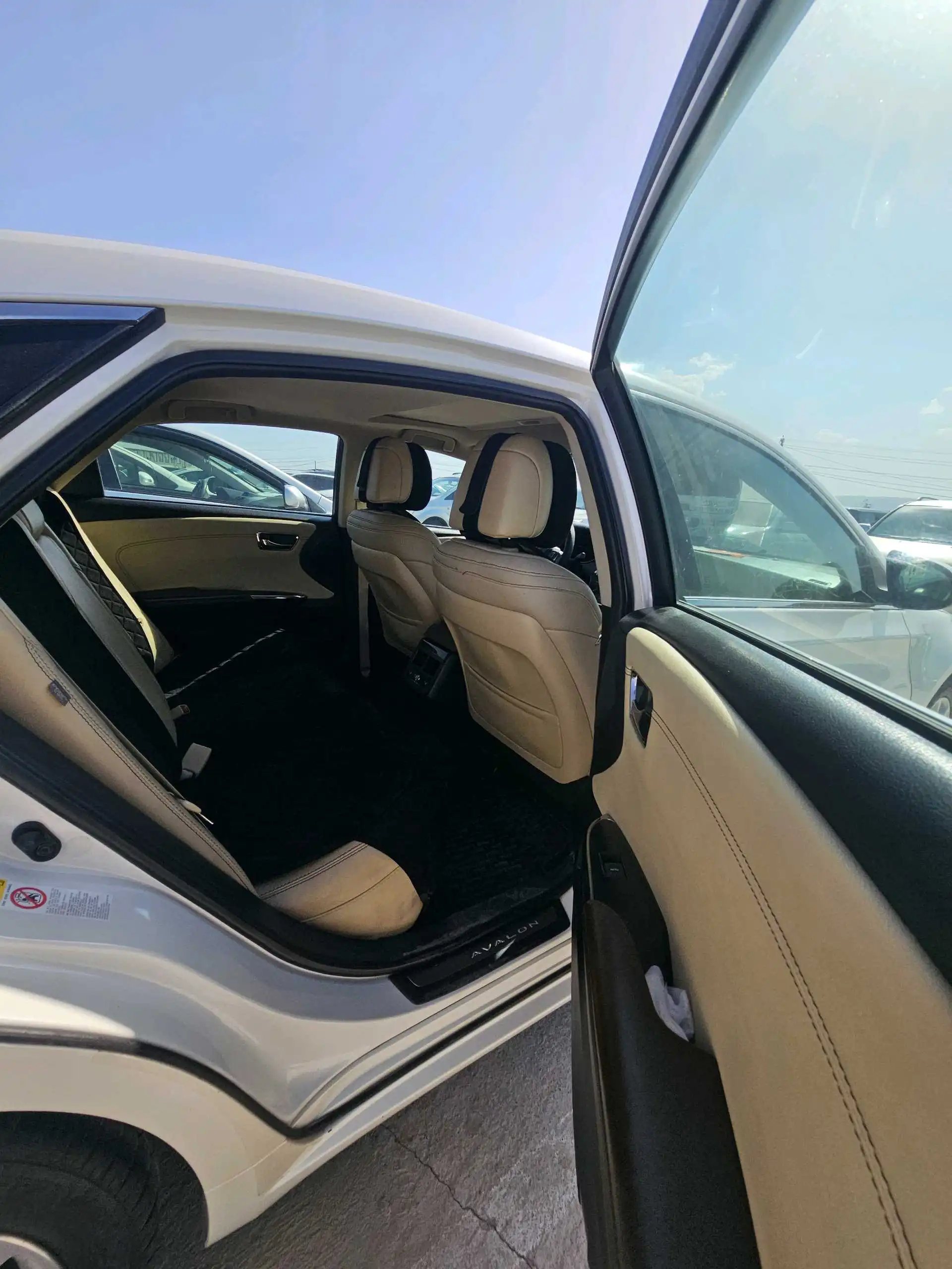 Toyota Avalon 2014