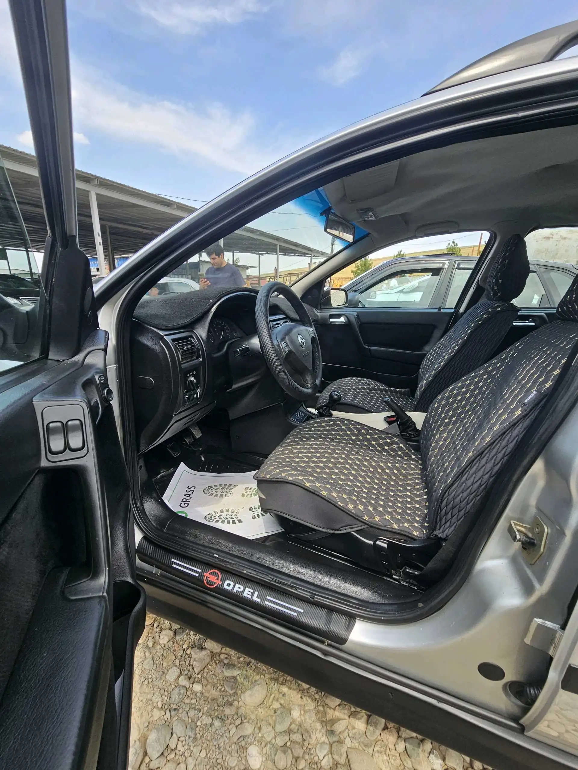Opel Astra j 1999