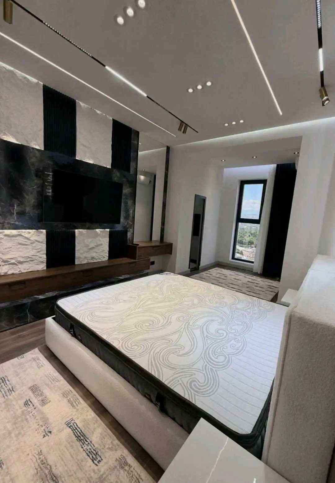 3-к квартира, 18 этаж, 81 м², И.Сомонӣ