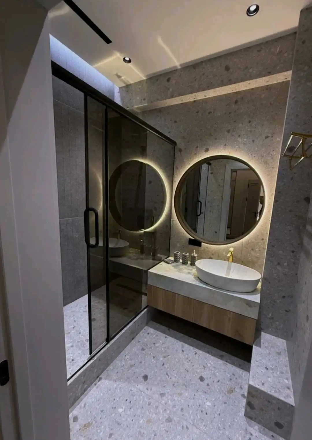 3-к квартира, 18 этаж, 81 м², И.Сомонӣ