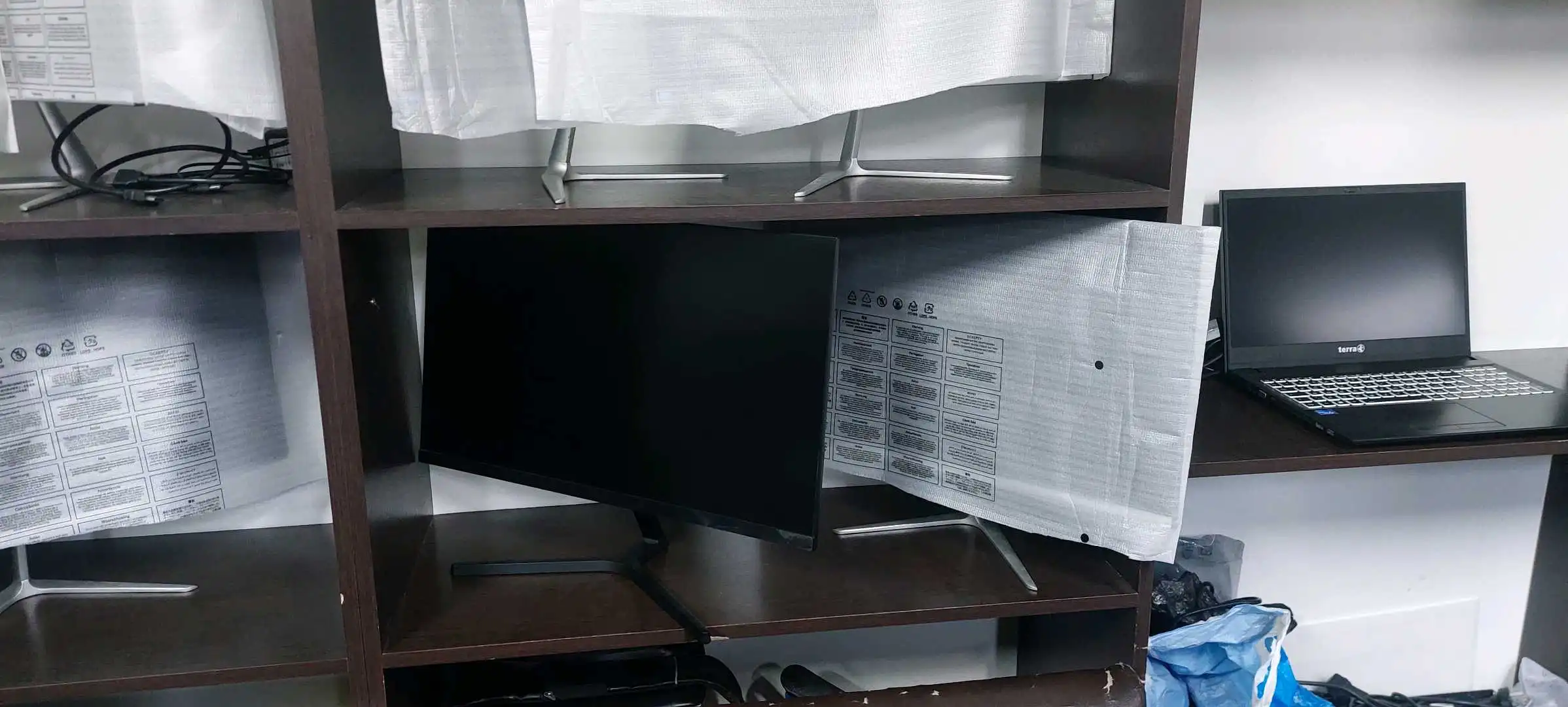 Монитор Vision 24" Full HD 
