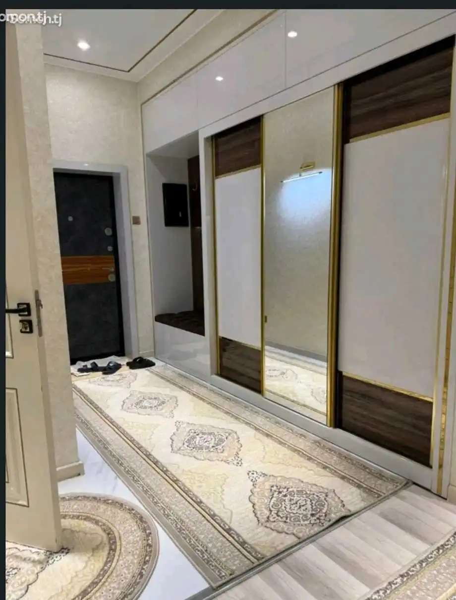 3-к квартира, 13 этаж, 105 м², Садбарг дом Гелос