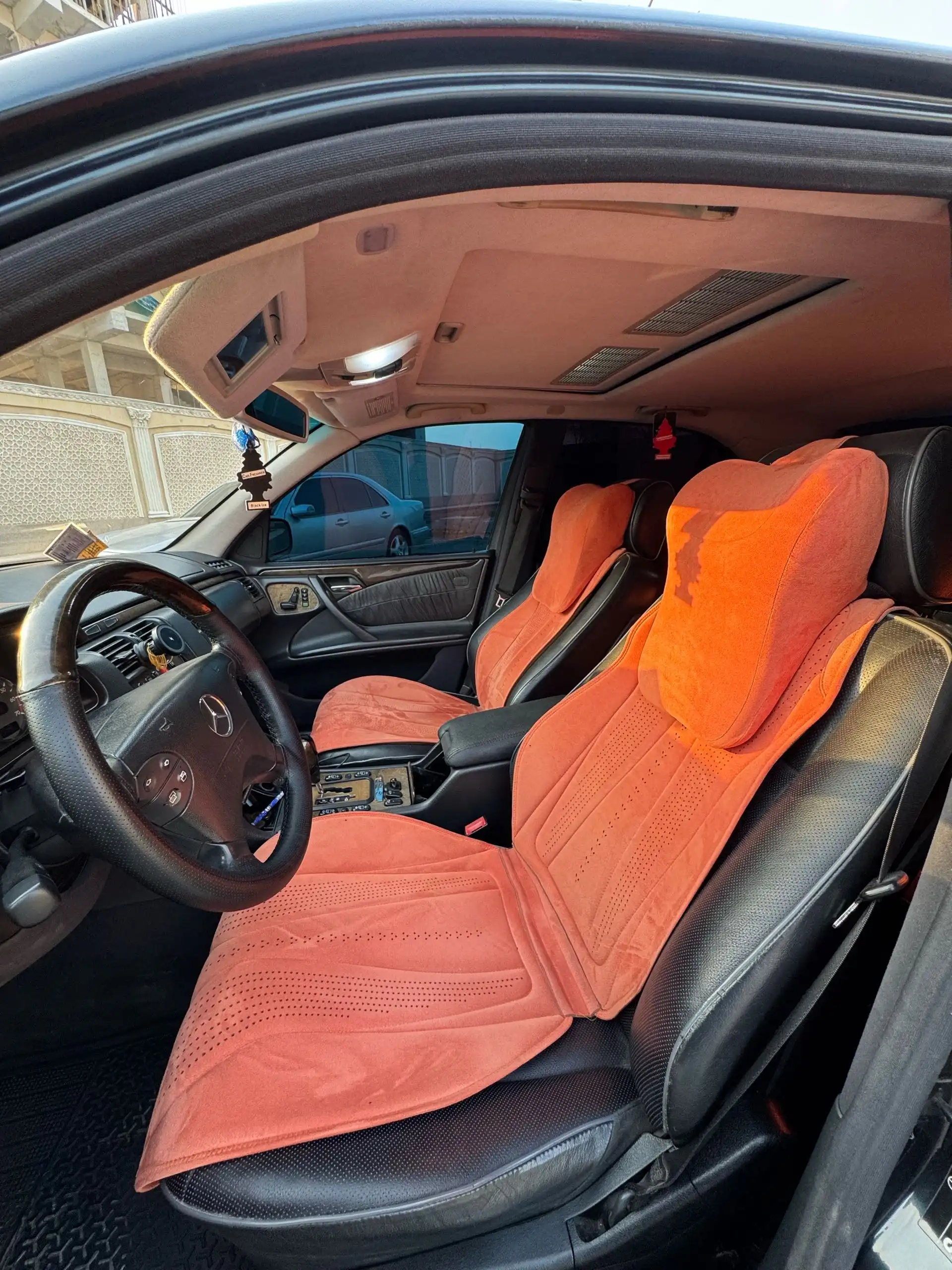 Mercedes-benz E class 2001
