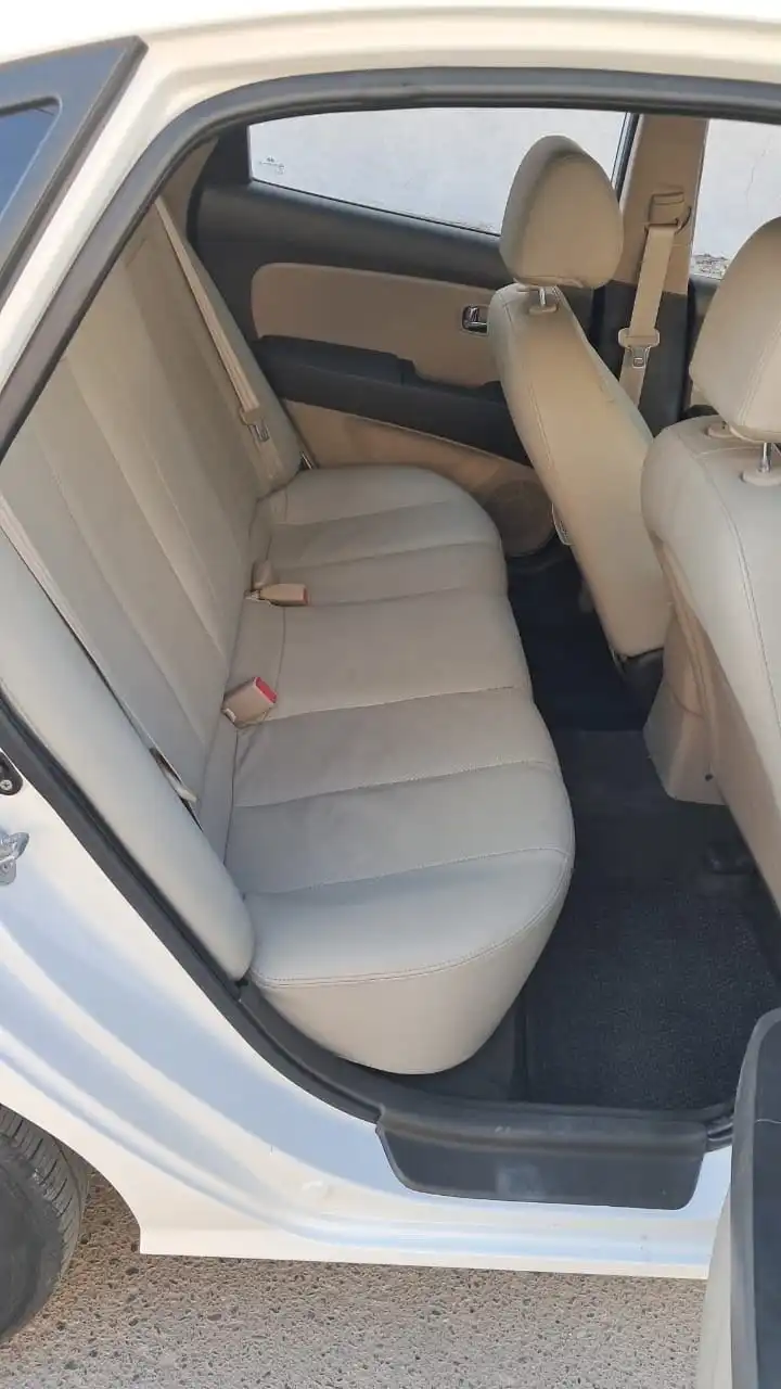 Hyundai Avante 2010