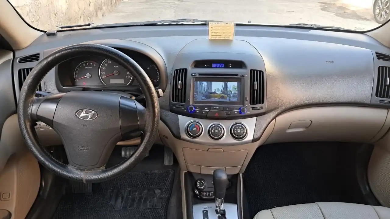 Hyundai Avante 2010