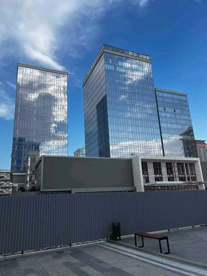 2-к квартира, 3 этаж, 88 м², Цум, домои Себистон