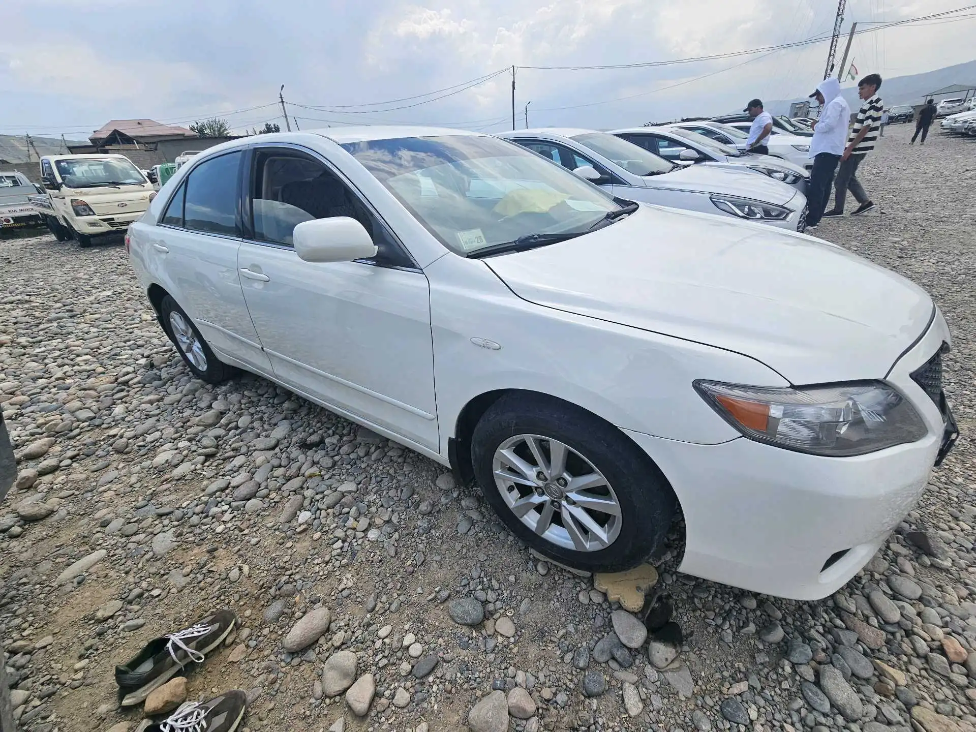 Toyota Camry 2010 — фото 3