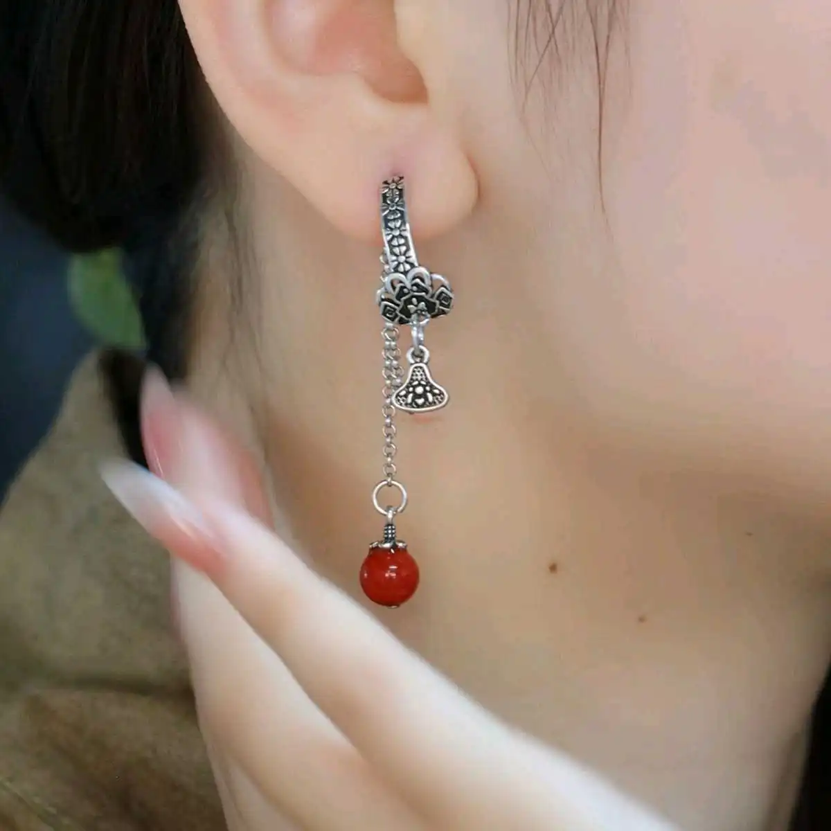 Сережки необычные. 