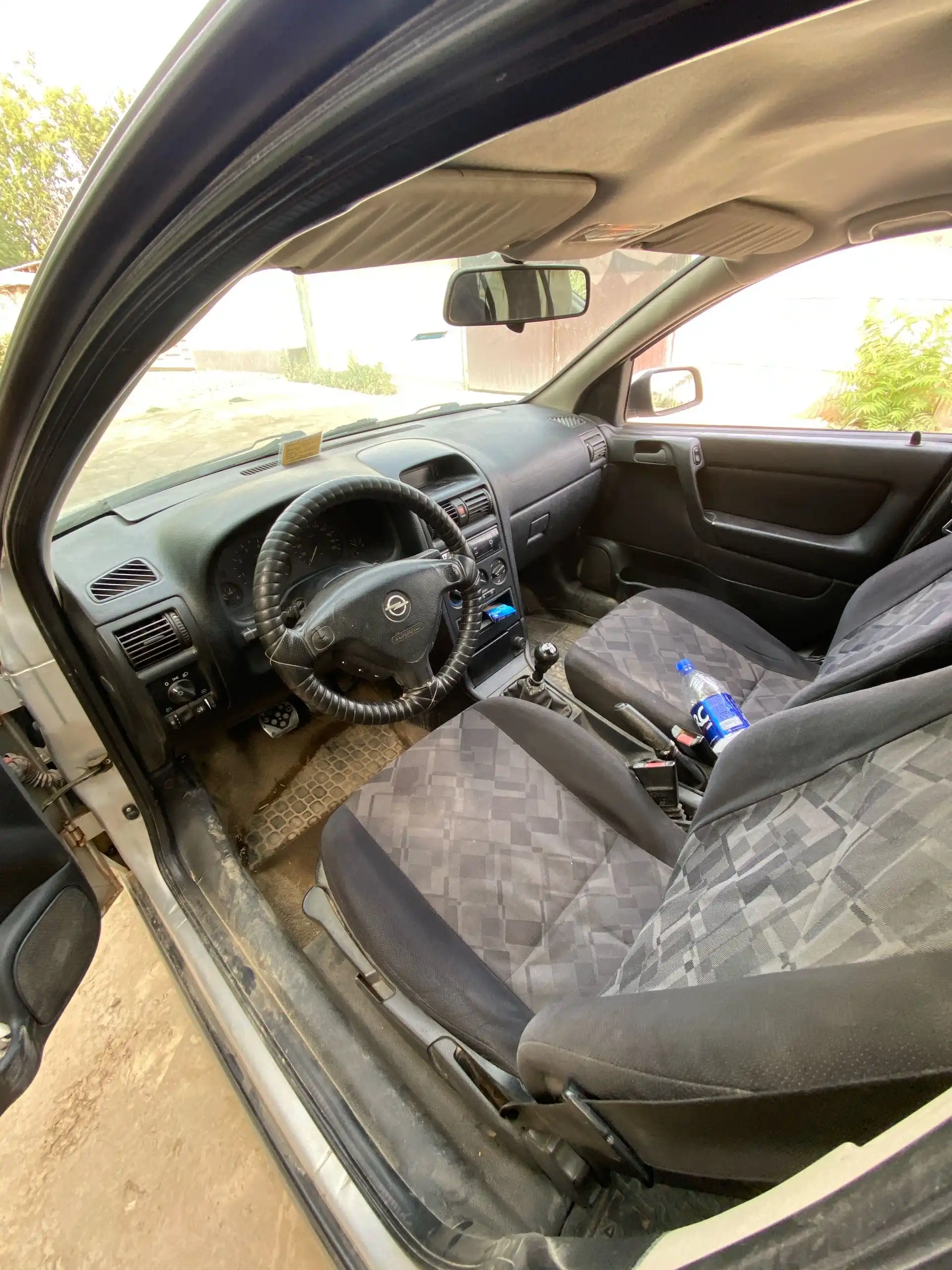 Opel Astra j 1998