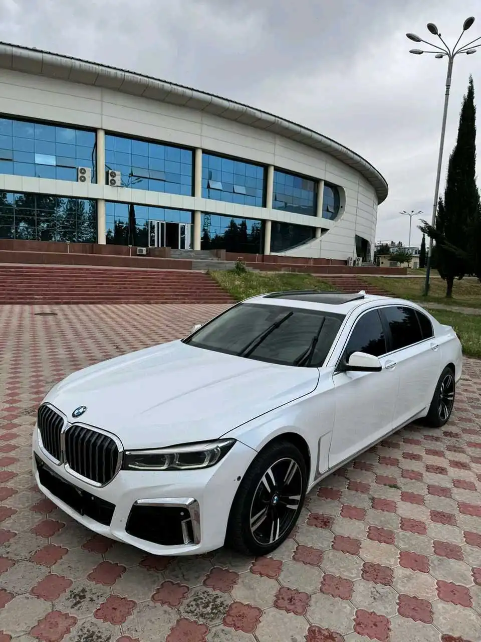 BMW 7 series 2010