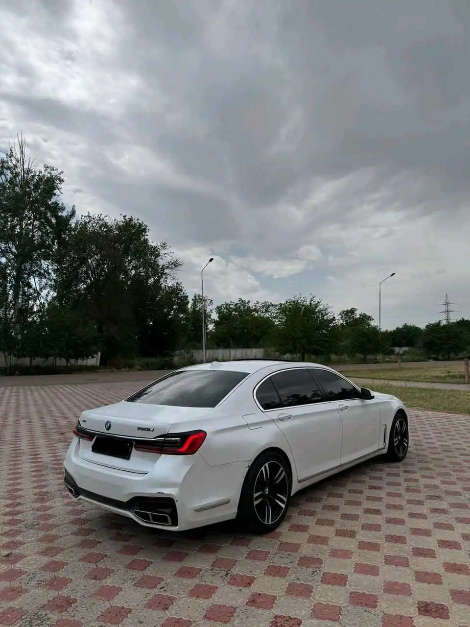 BMW 7 series 2010
