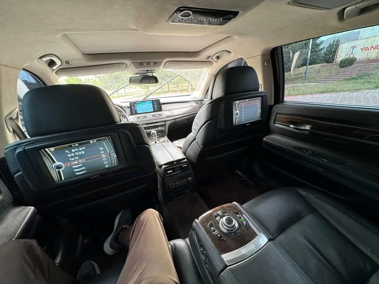 BMW 7 series 2010