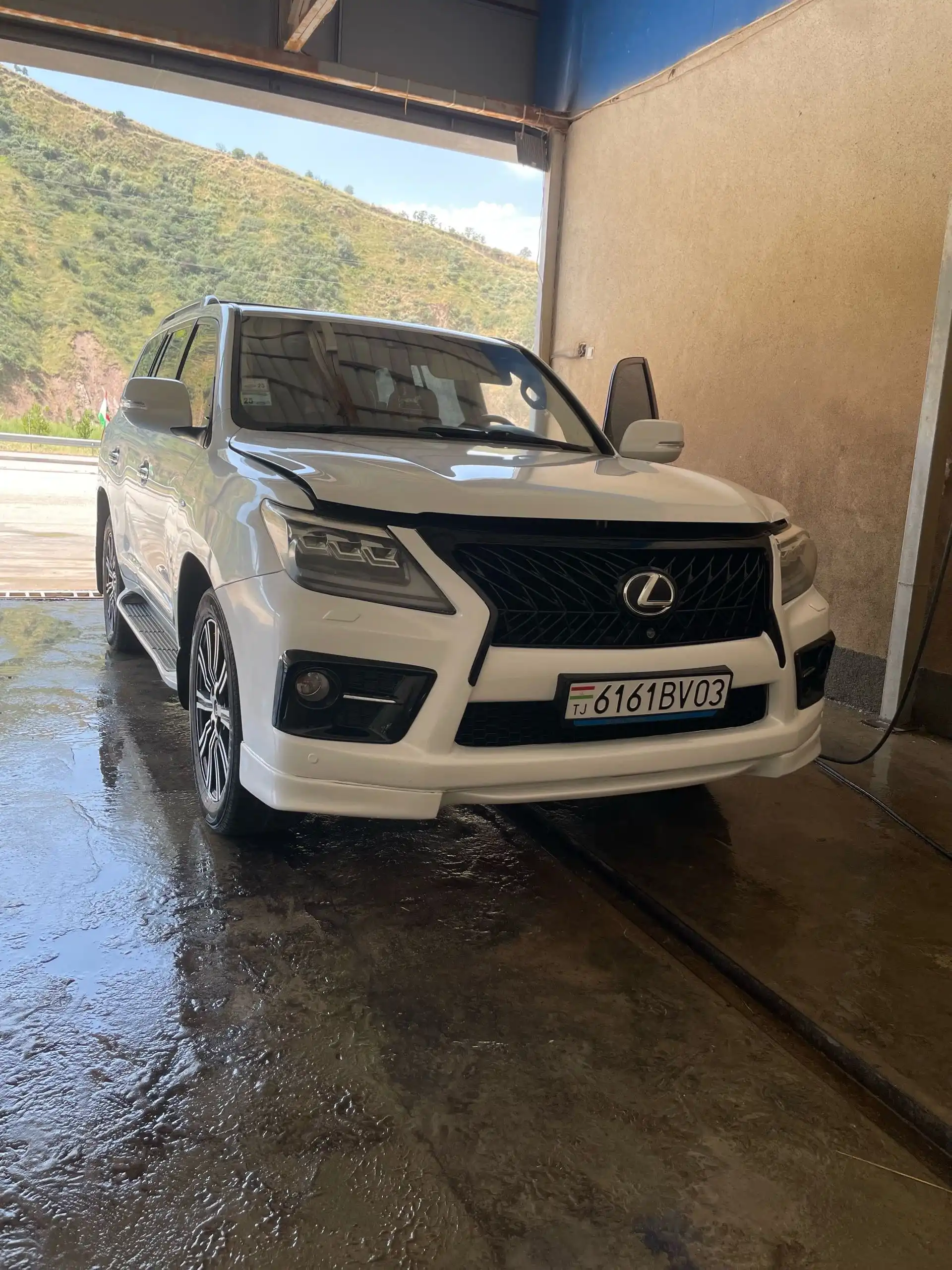 Lexus Lx series 2008