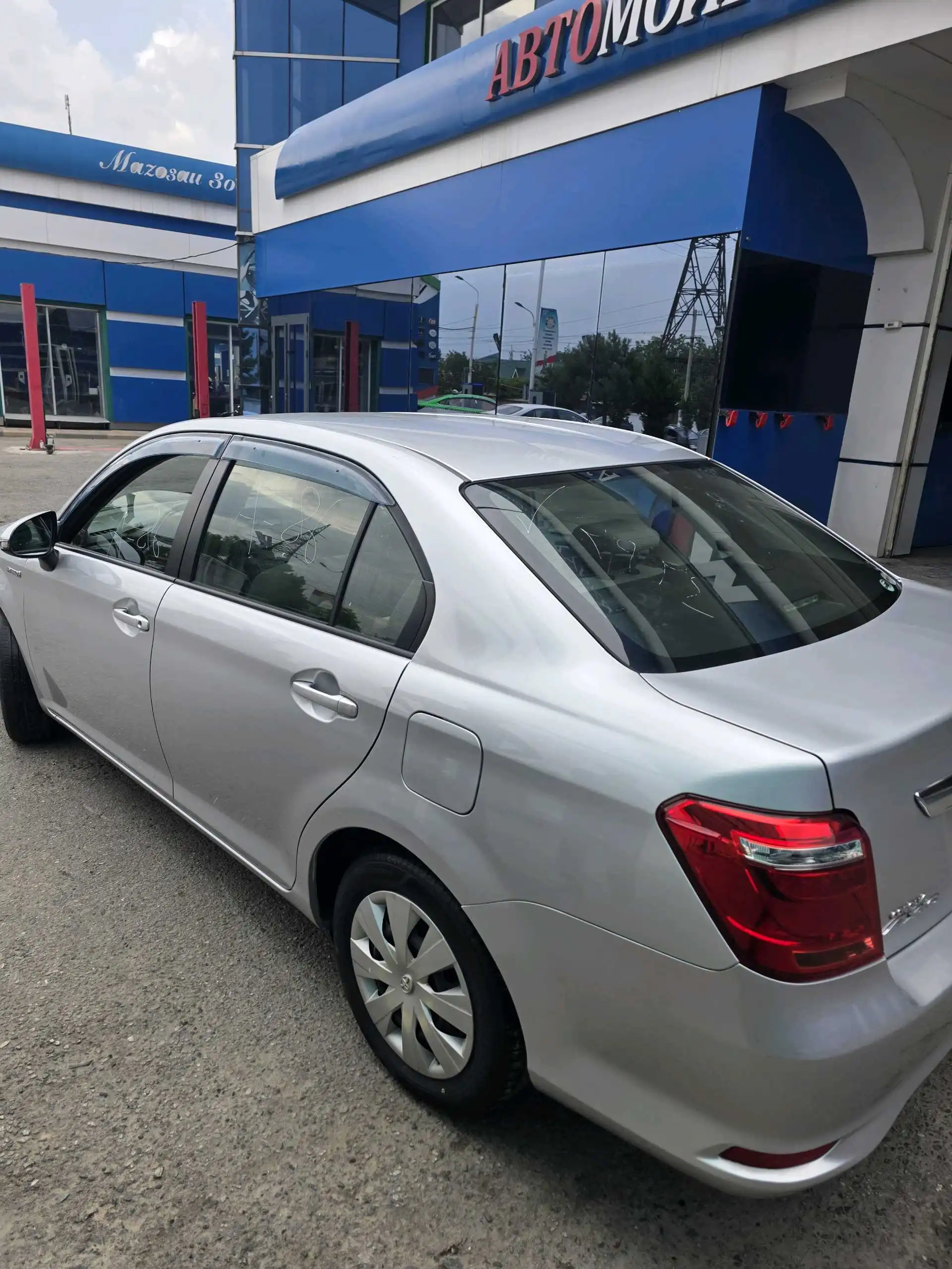 Toyota Axio 2015